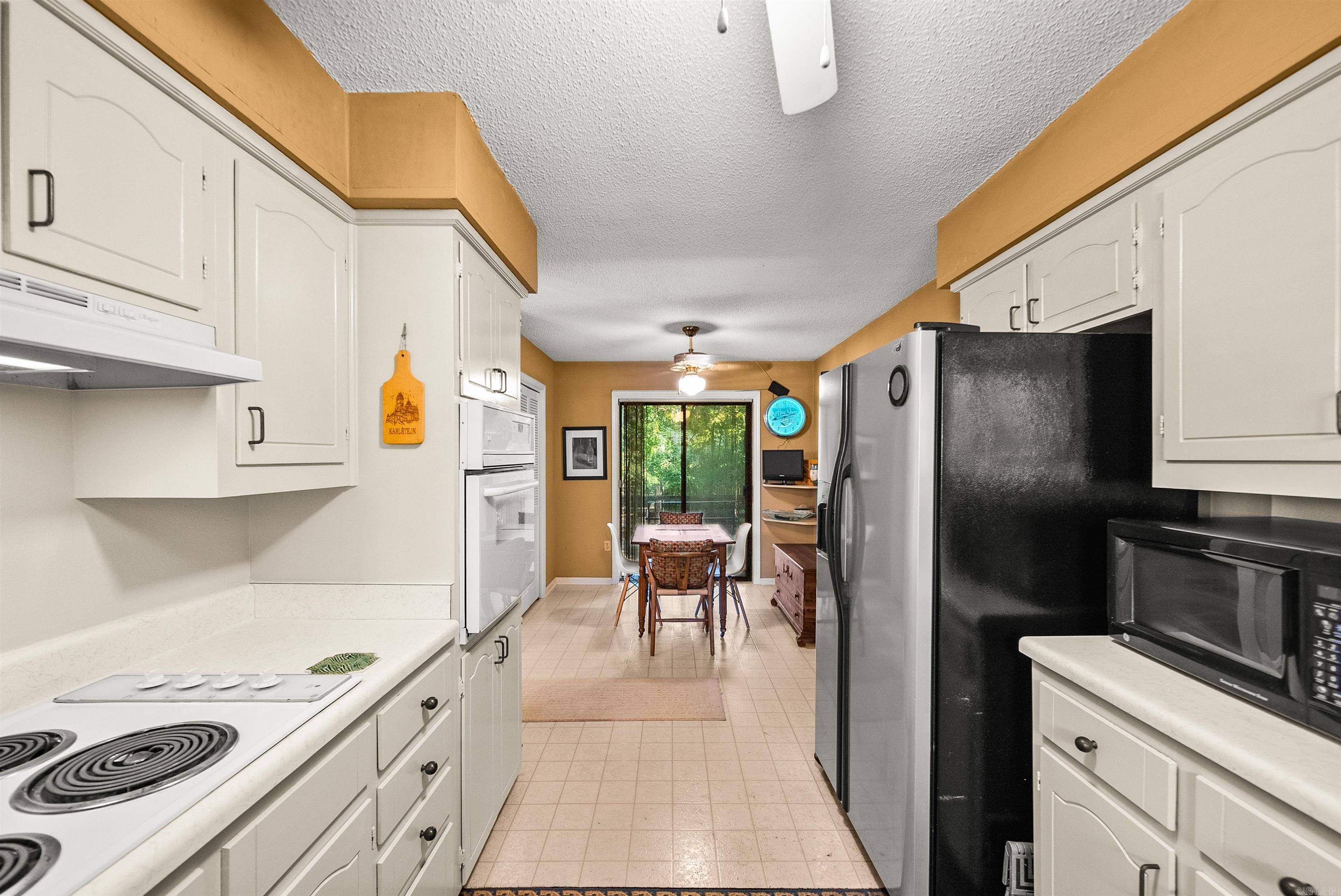 7601 Flintrock Road Property Photo 19