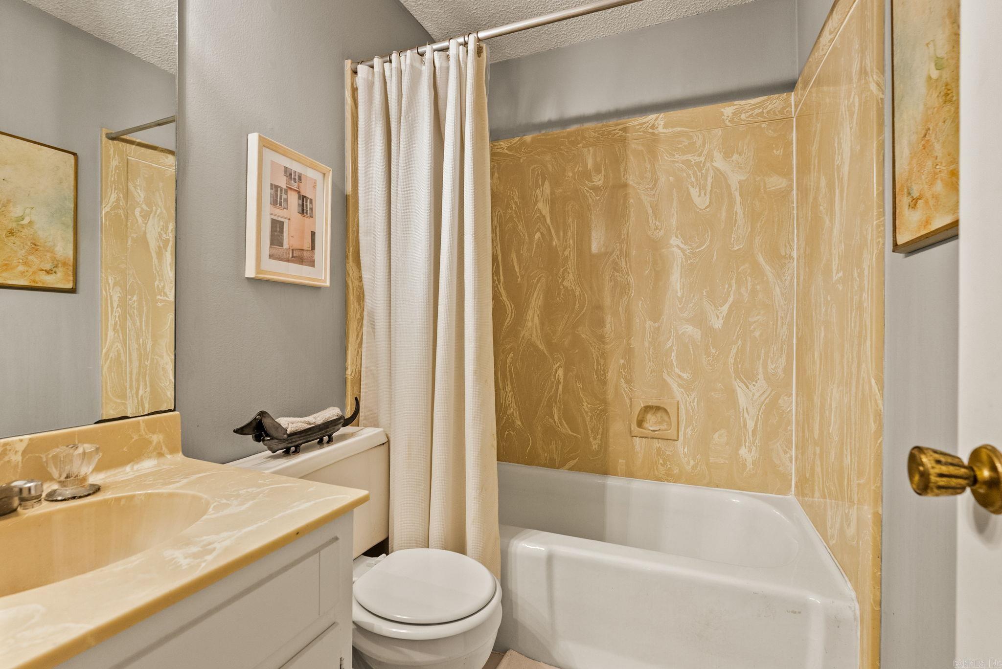 7601 Flintrock Road Property Photo 28