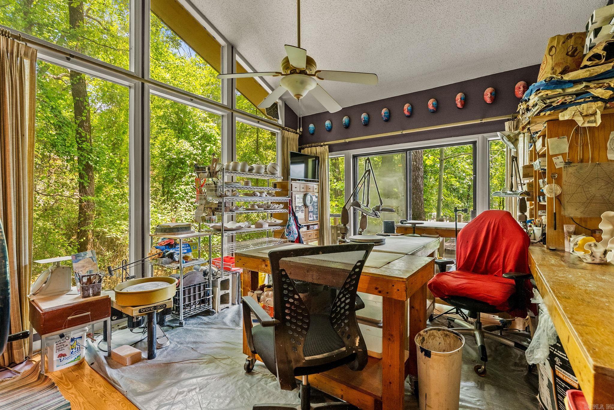 7601 Flintrock Road Property Photo 37