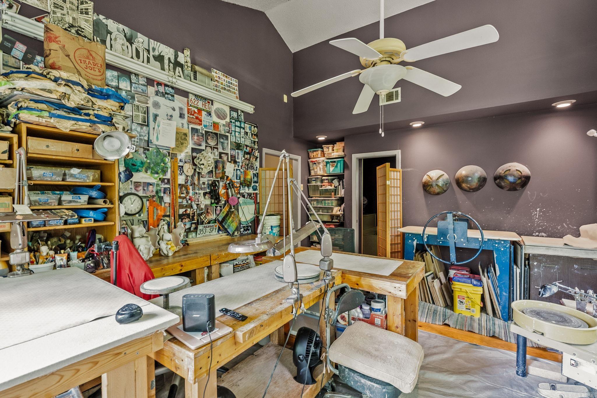 7601 Flintrock Road Property Photo 38
