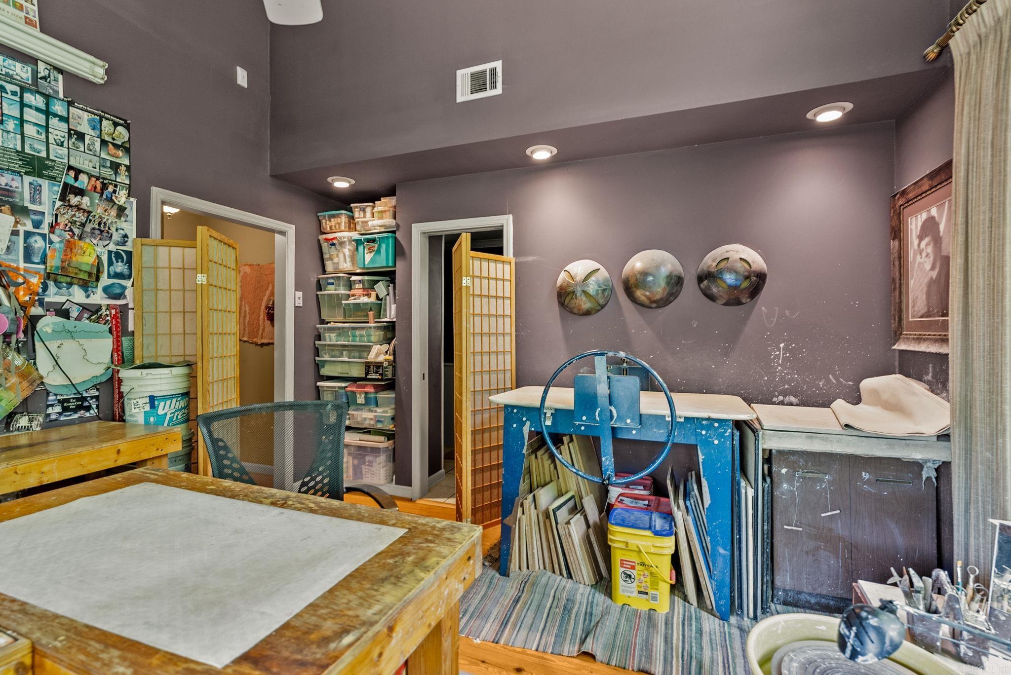 7601 Flintrock Road Property Photo 39