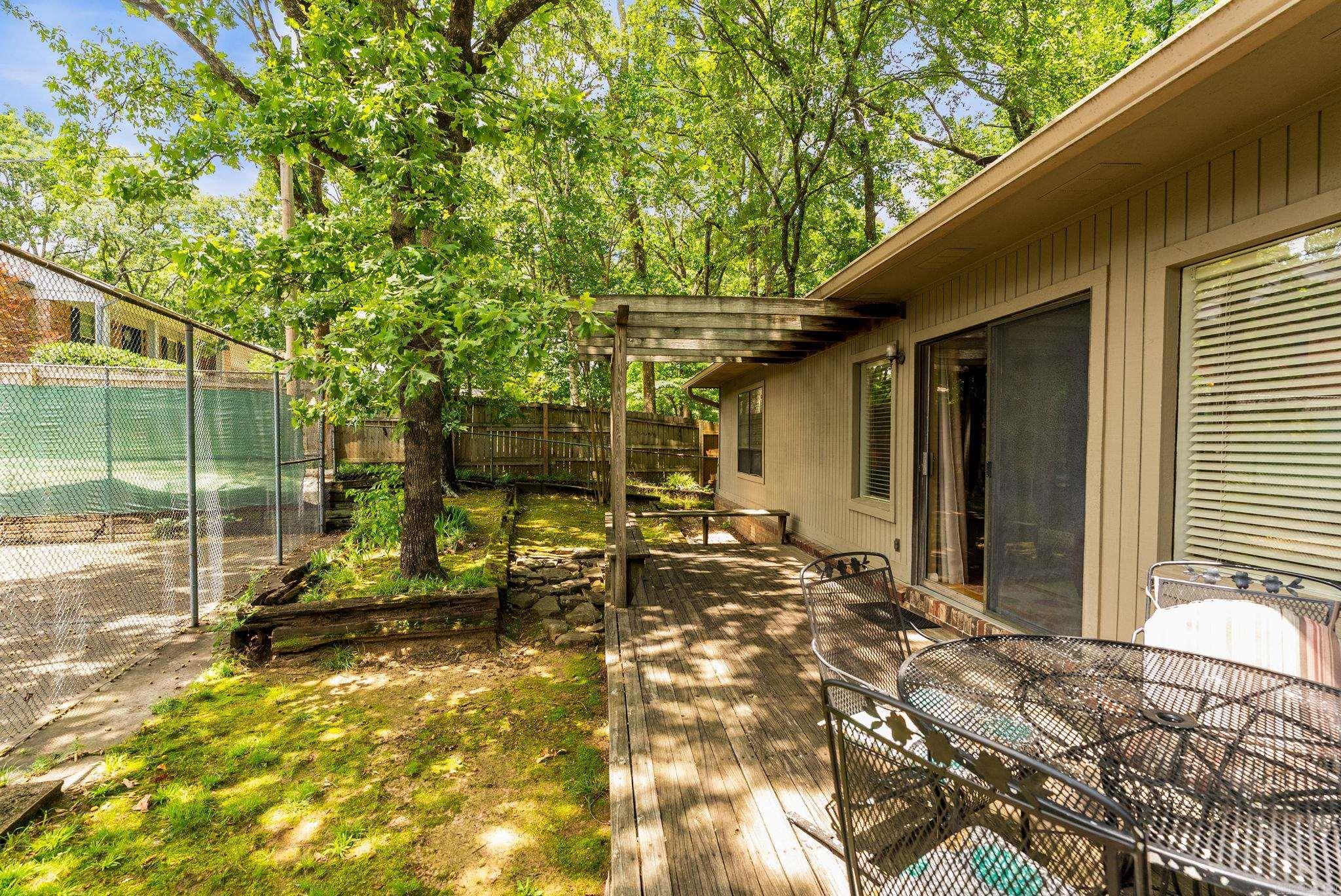 7601 Flintrock Road Property Photo 47
