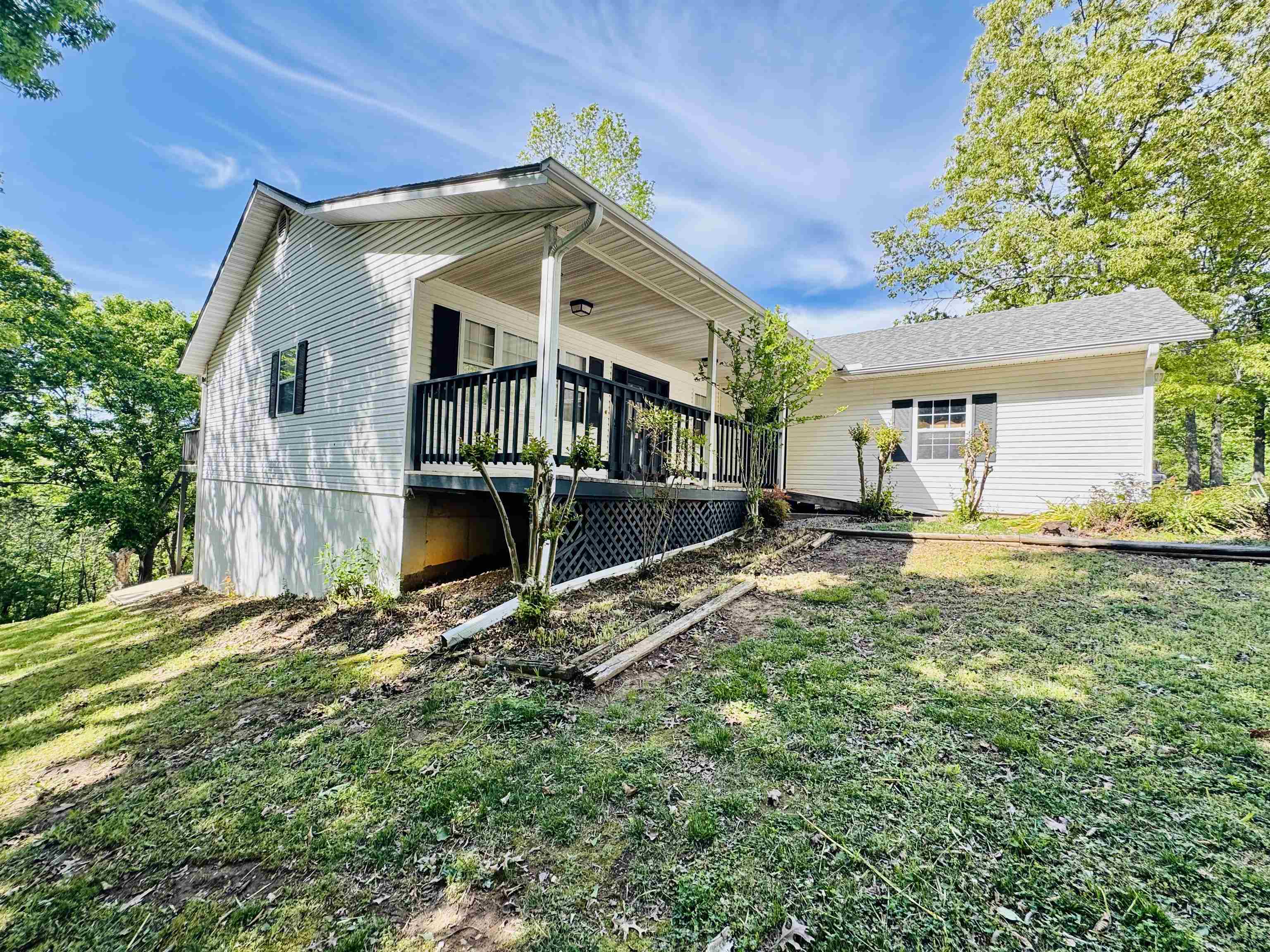 100 Powhatan Drive Property Photo 3