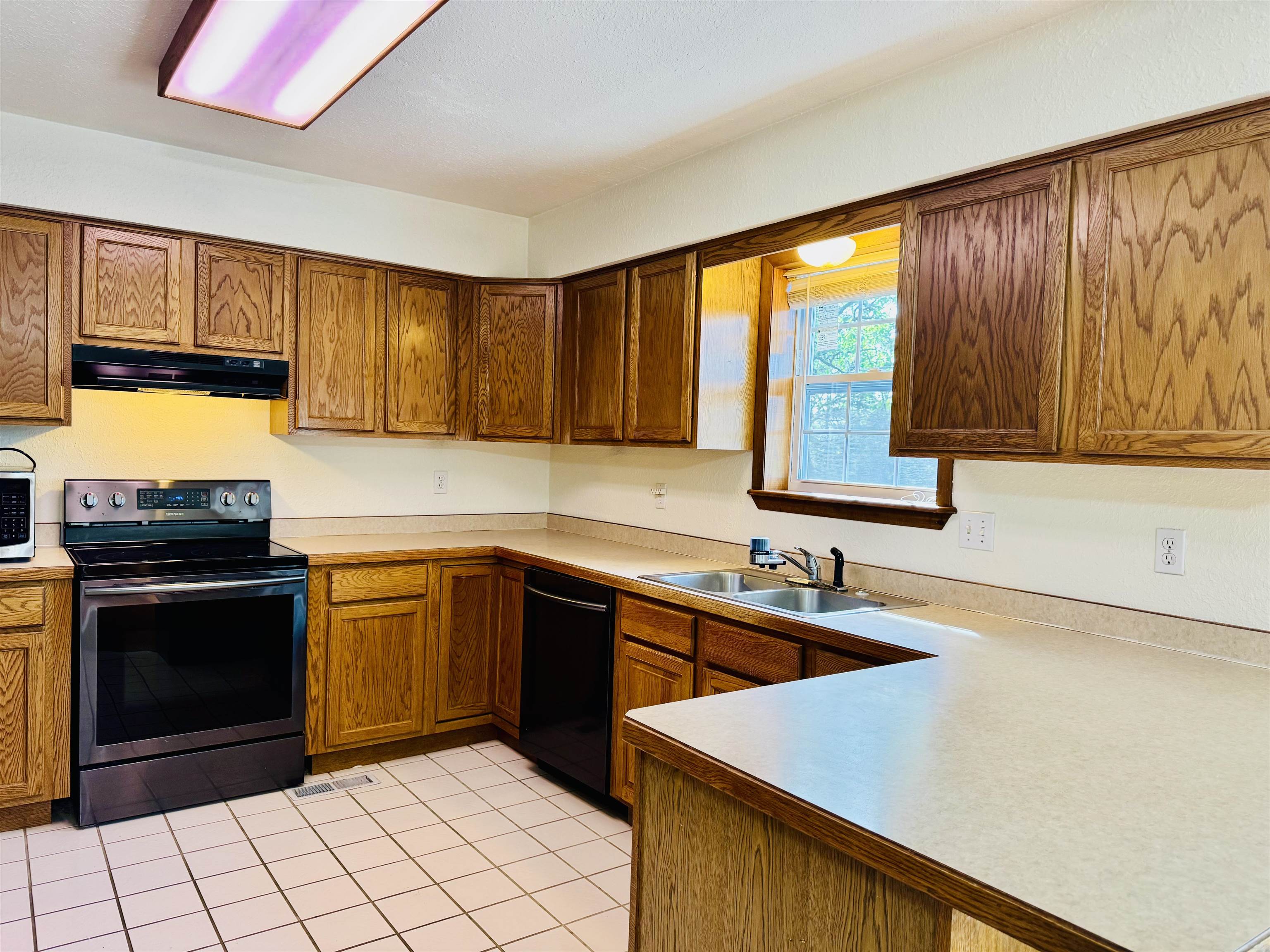 100 Powhatan Drive Property Photo 21