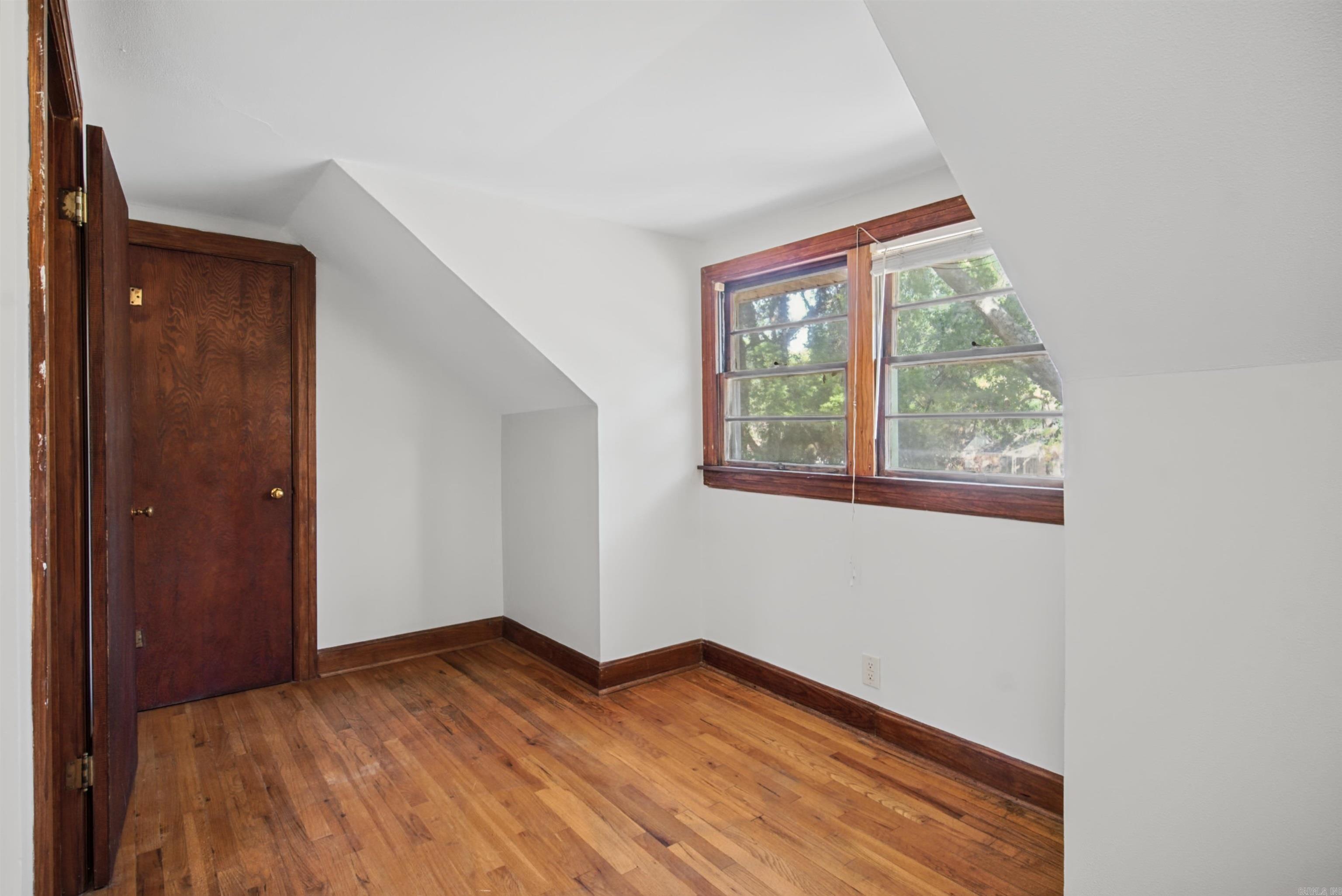 606 Josephine Street Property Photo 18