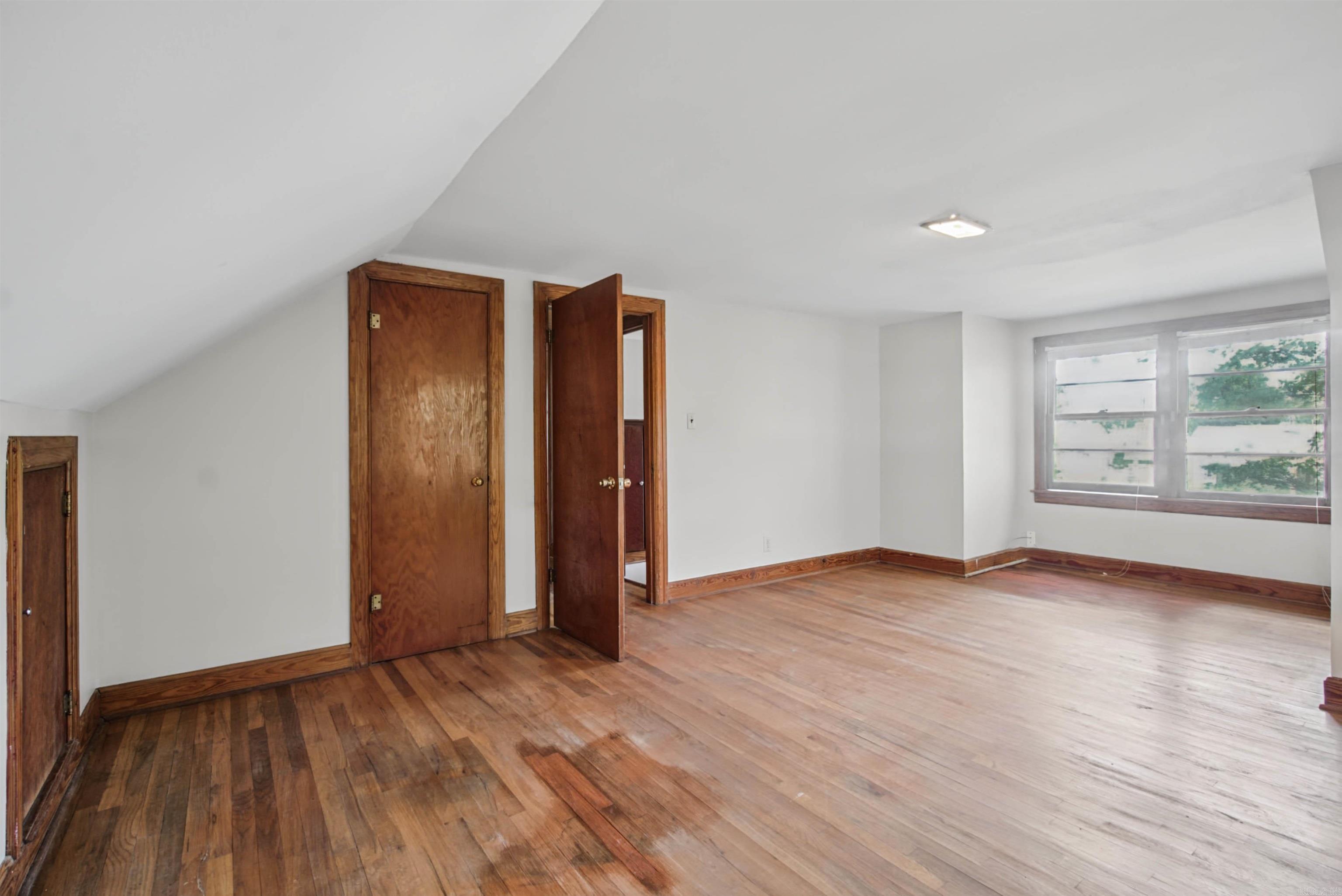 606 Josephine Street Property Photo 20