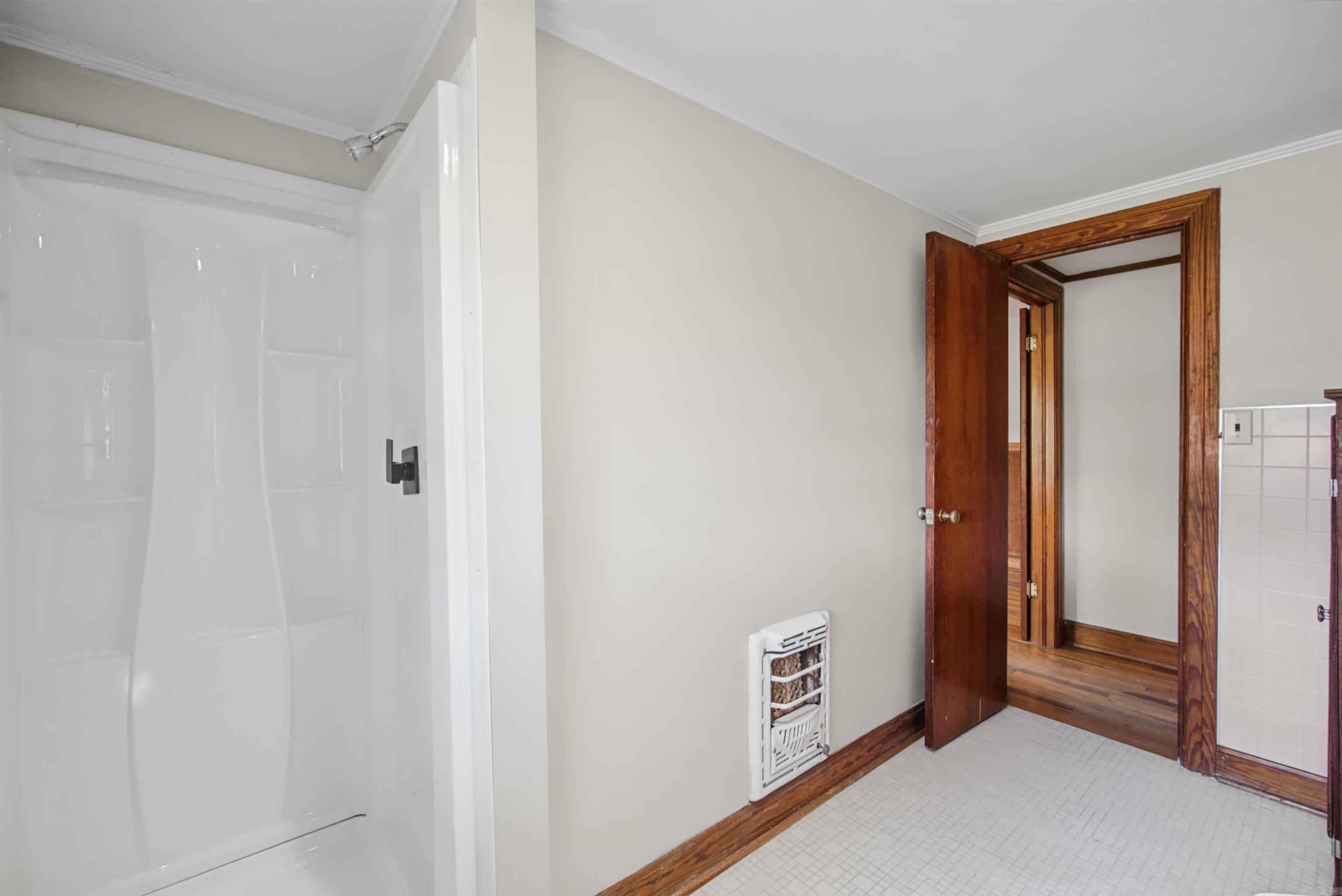 606 Josephine Street Property Photo 23