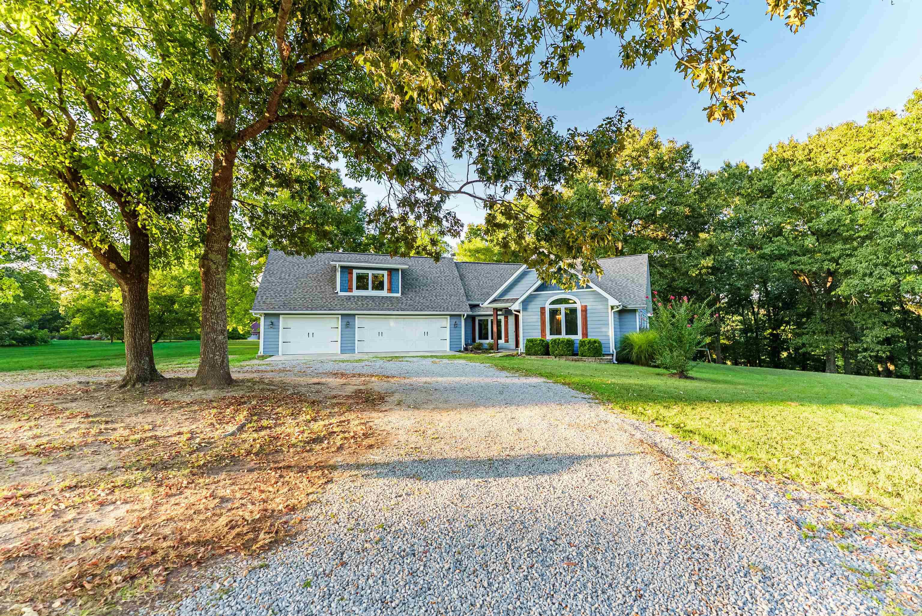 631 Fairview Drive Property Photo 1