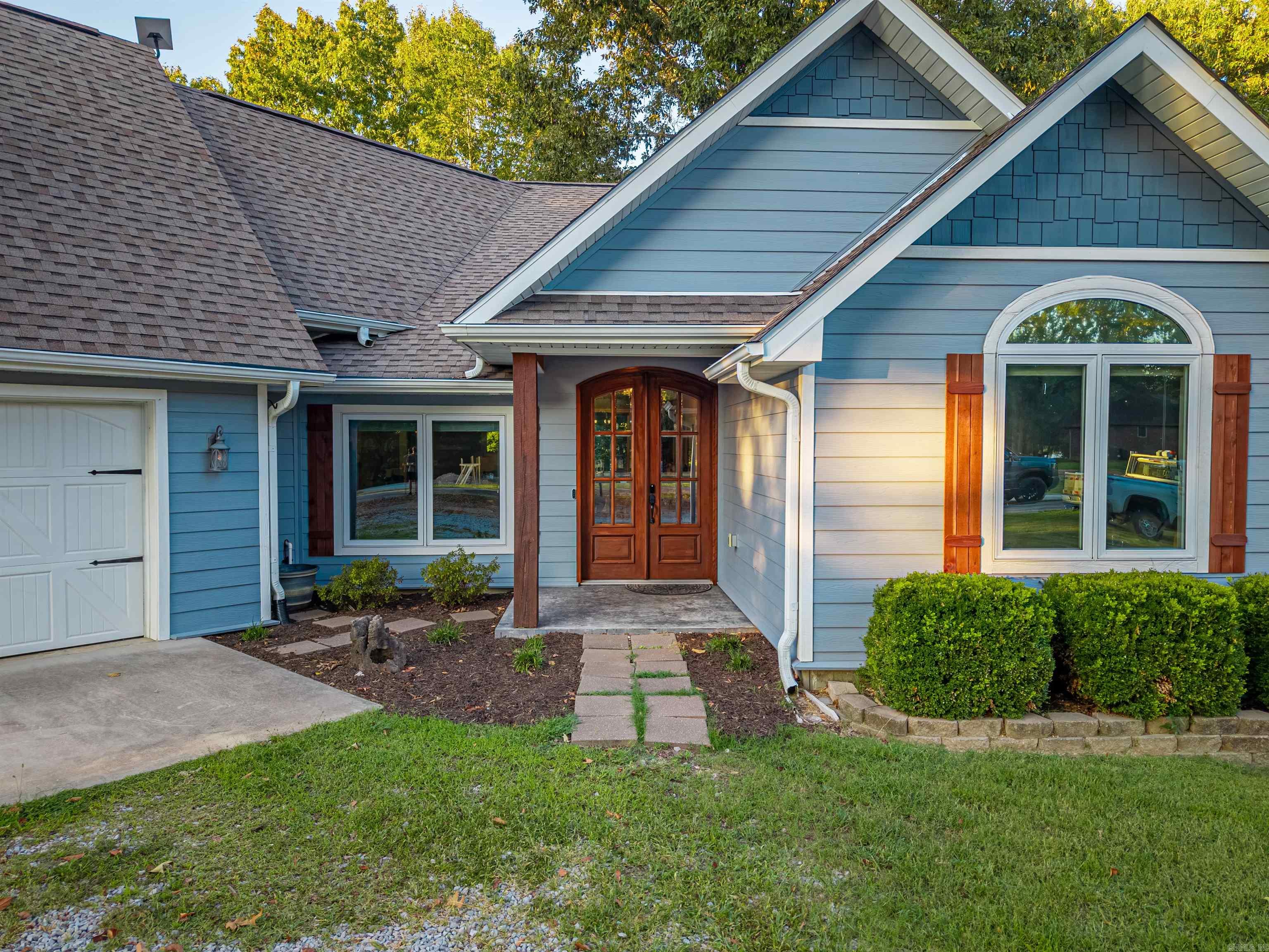 631 Fairview Drive Property Photo 4