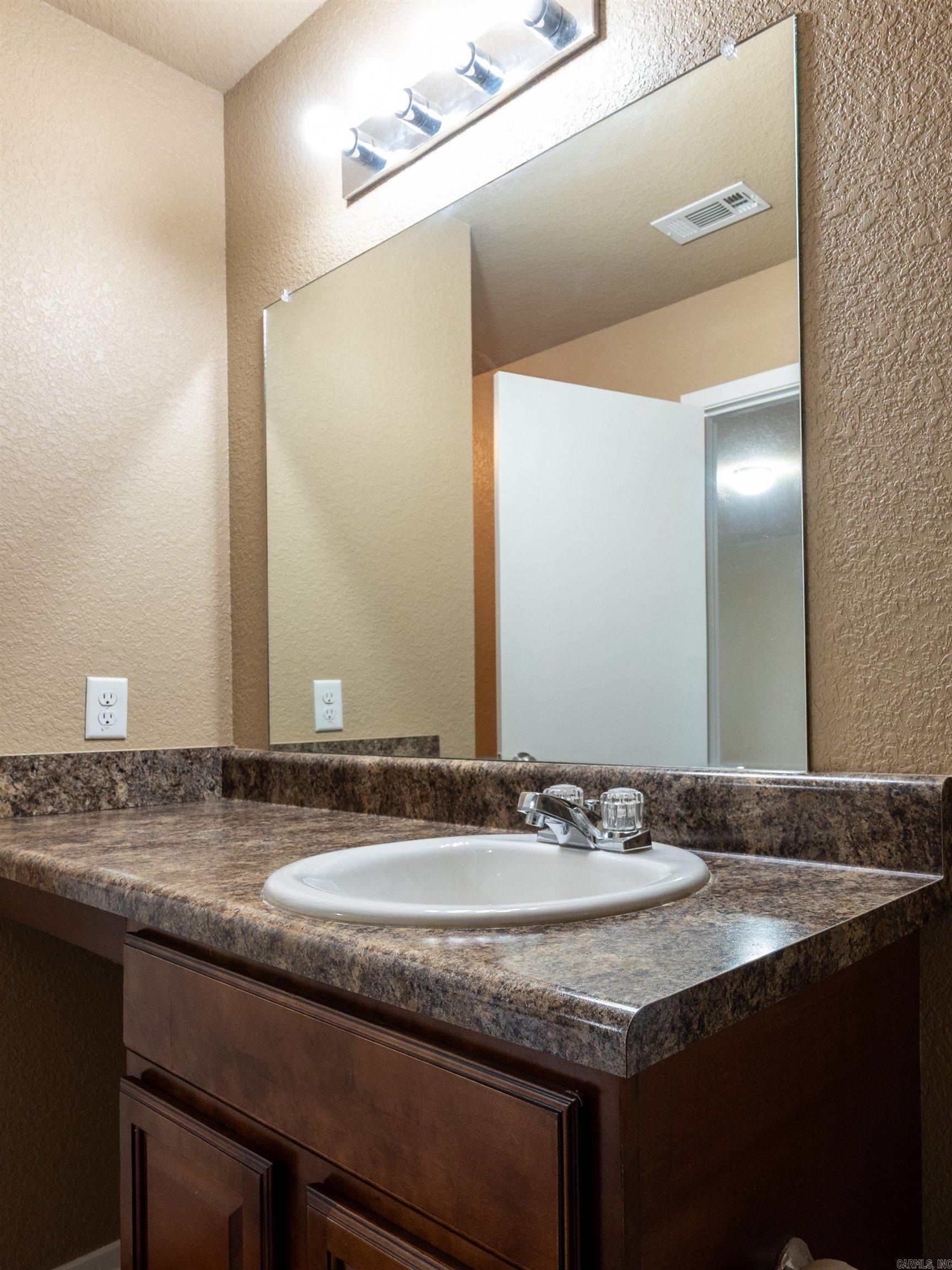 7009 Pearl Valley Cove Property Photo 40