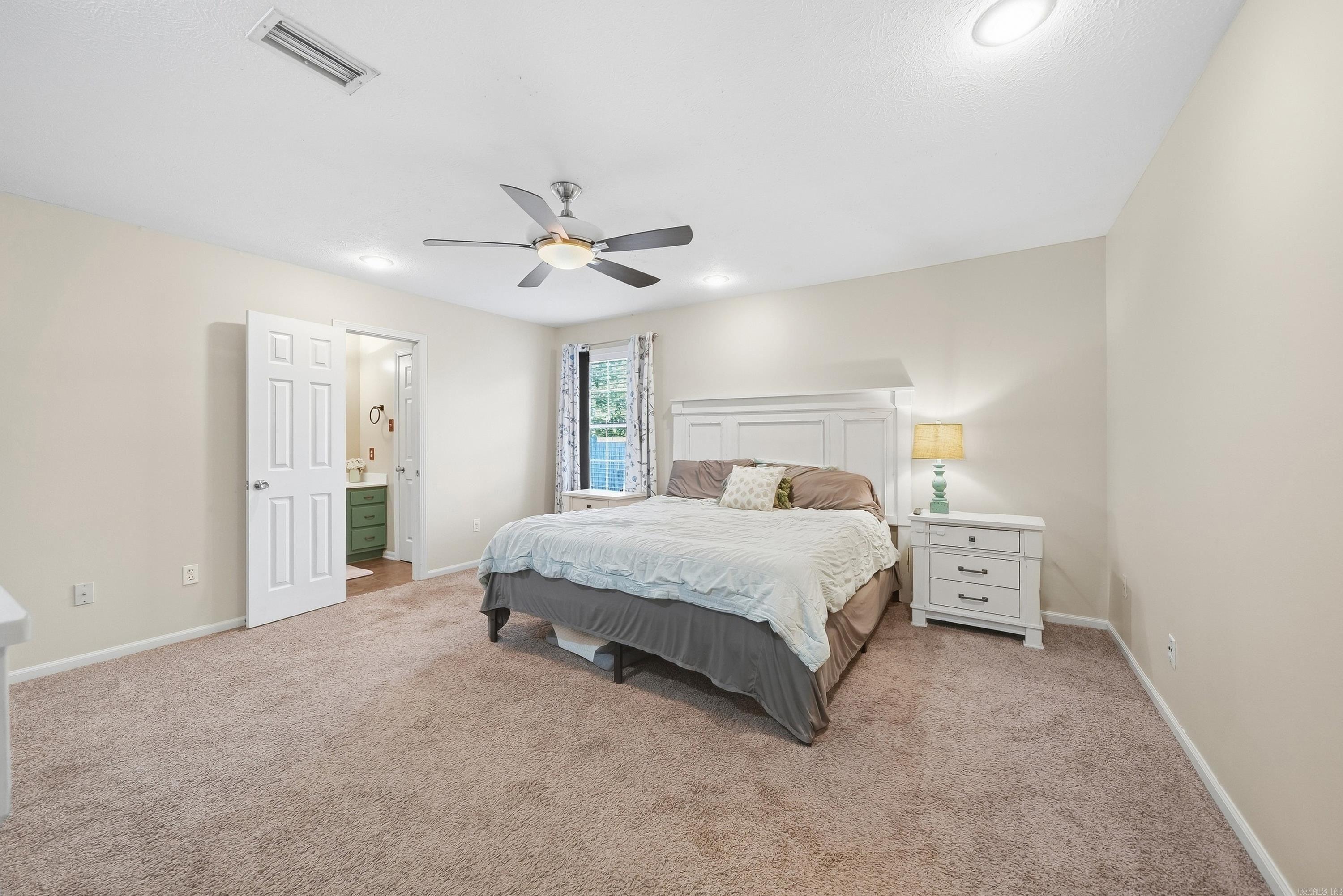 2315 Rainbow Road Property Photo 9