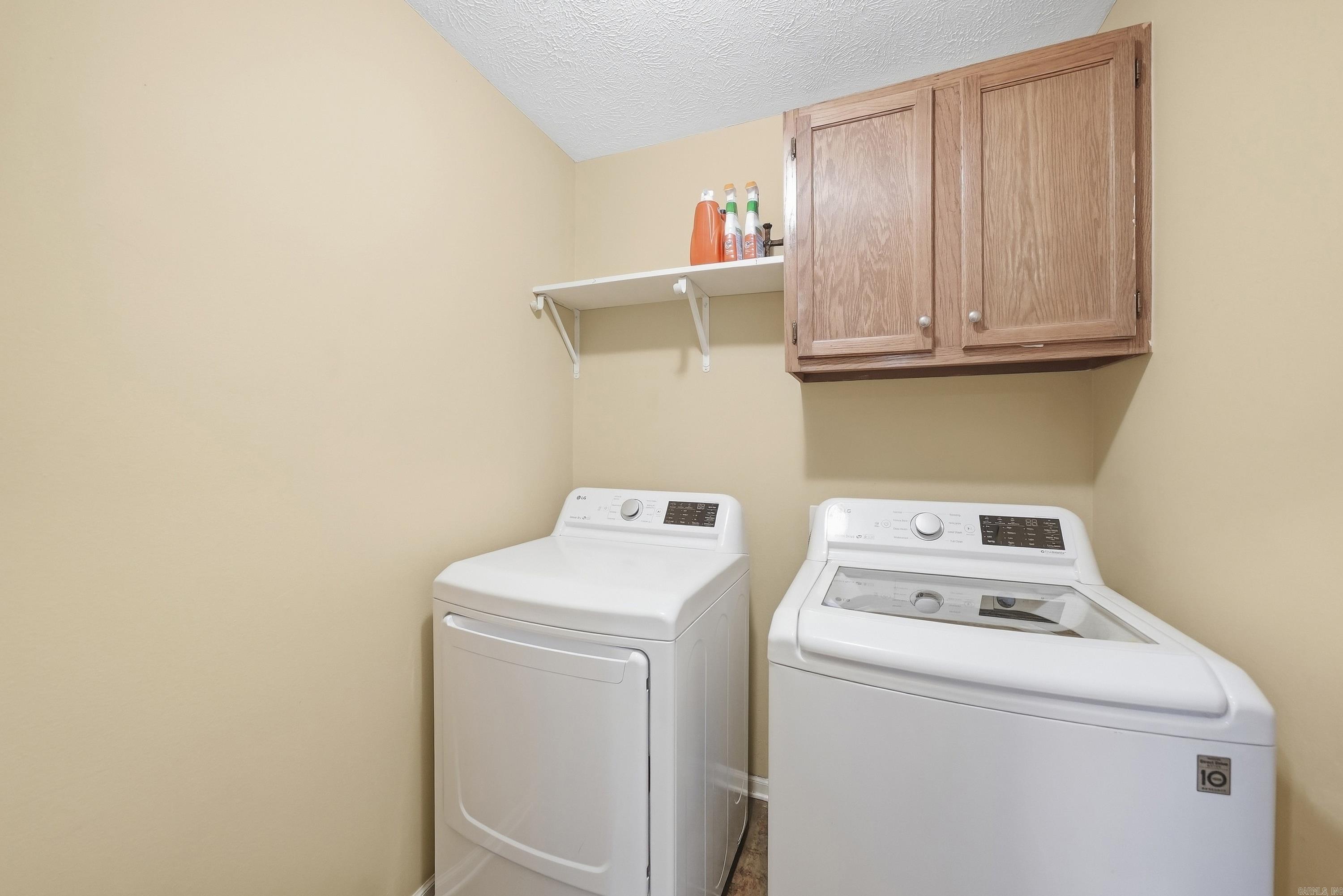 2315 Rainbow Road Property Photo 14