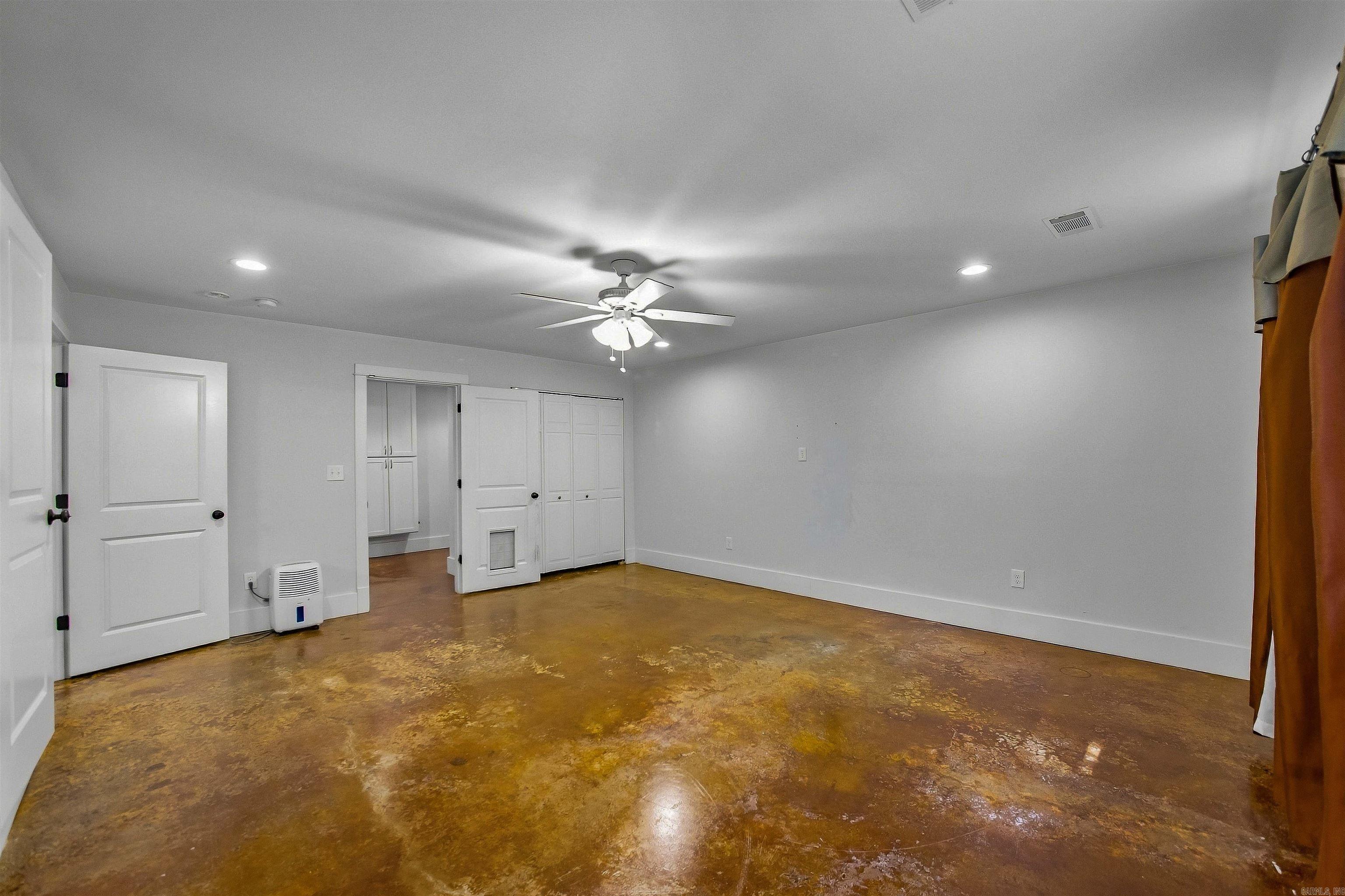 217 Rice St Property Photo 31