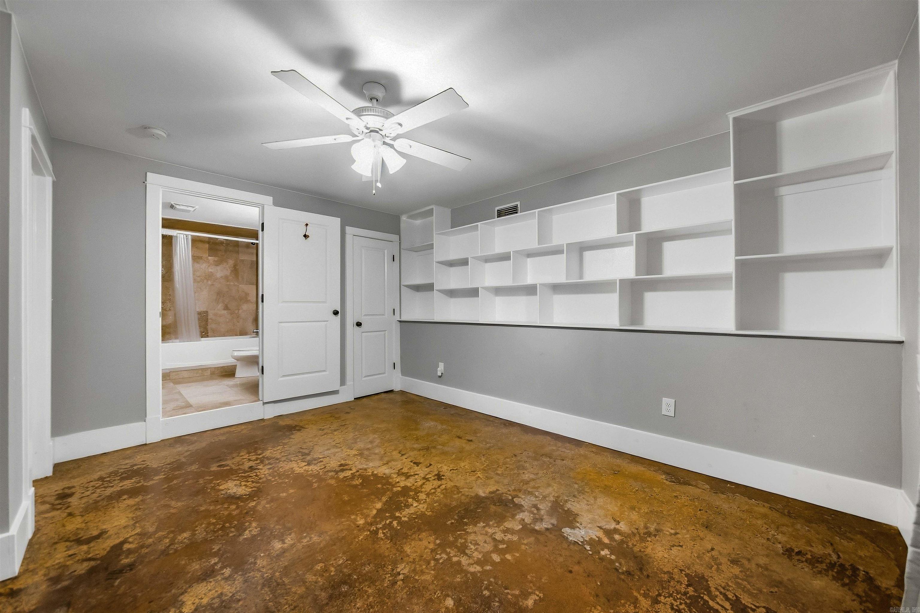 217 Rice St Property Photo 34