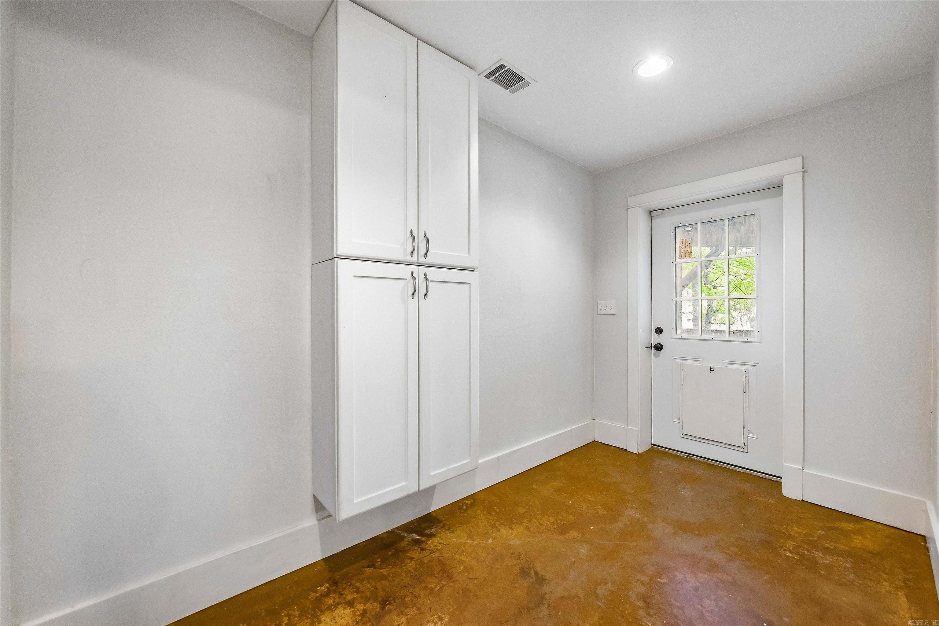 217 Rice St Property Photo 36