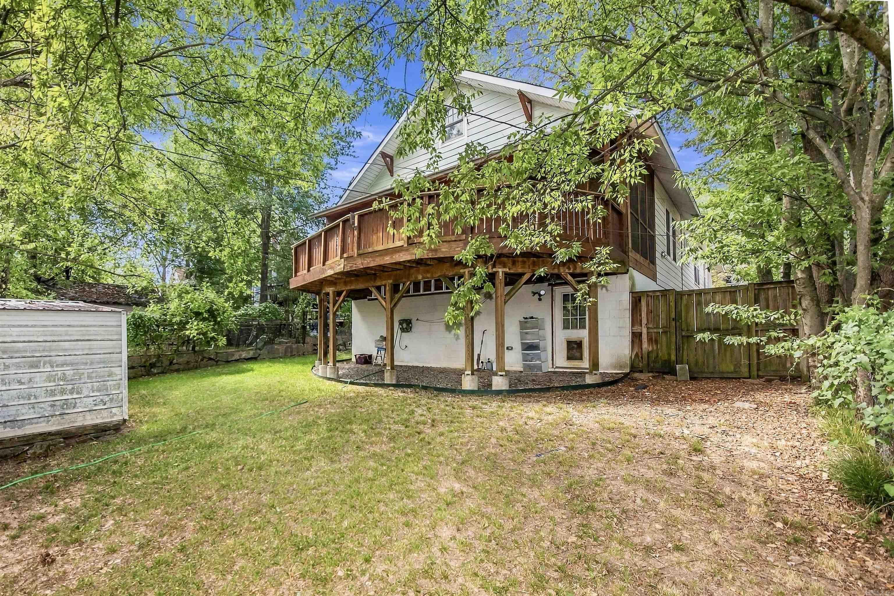 217 Rice St Property Photo 45
