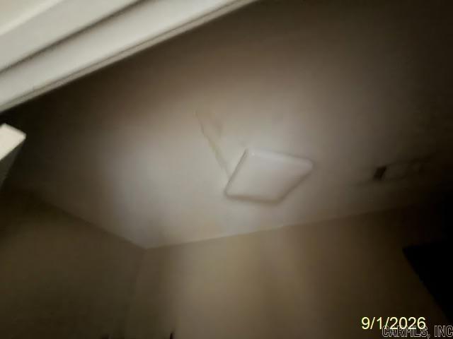 904 N 74th Street Property Photo 12