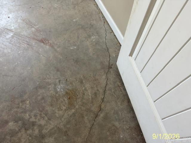 904 N 74th Street Property Photo 17
