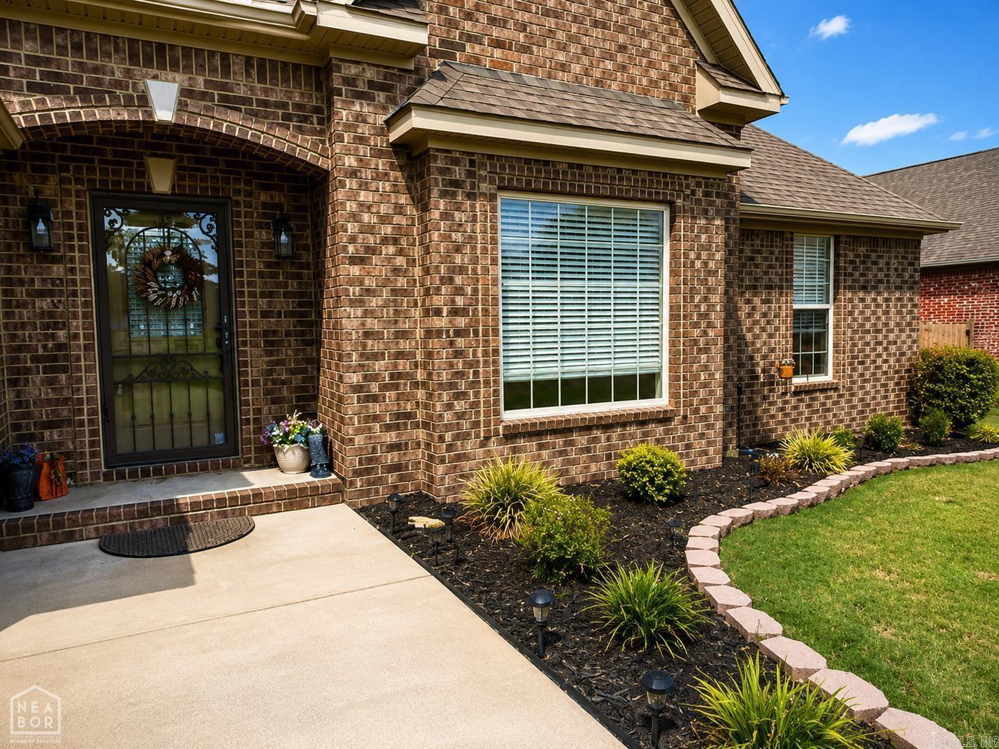 5412 Hollow Creek Property Photo 3