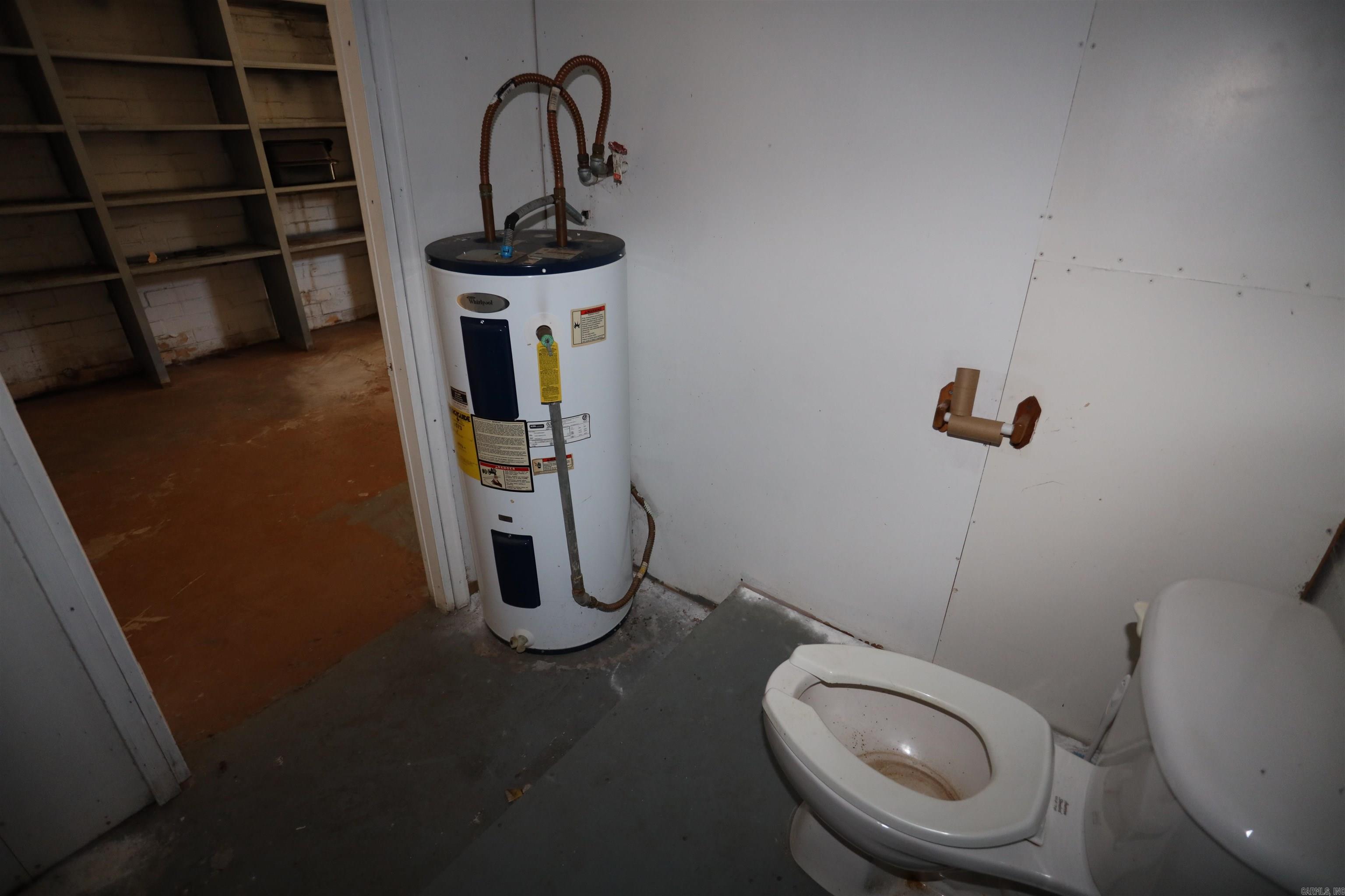 804 S Main Property Photo 10