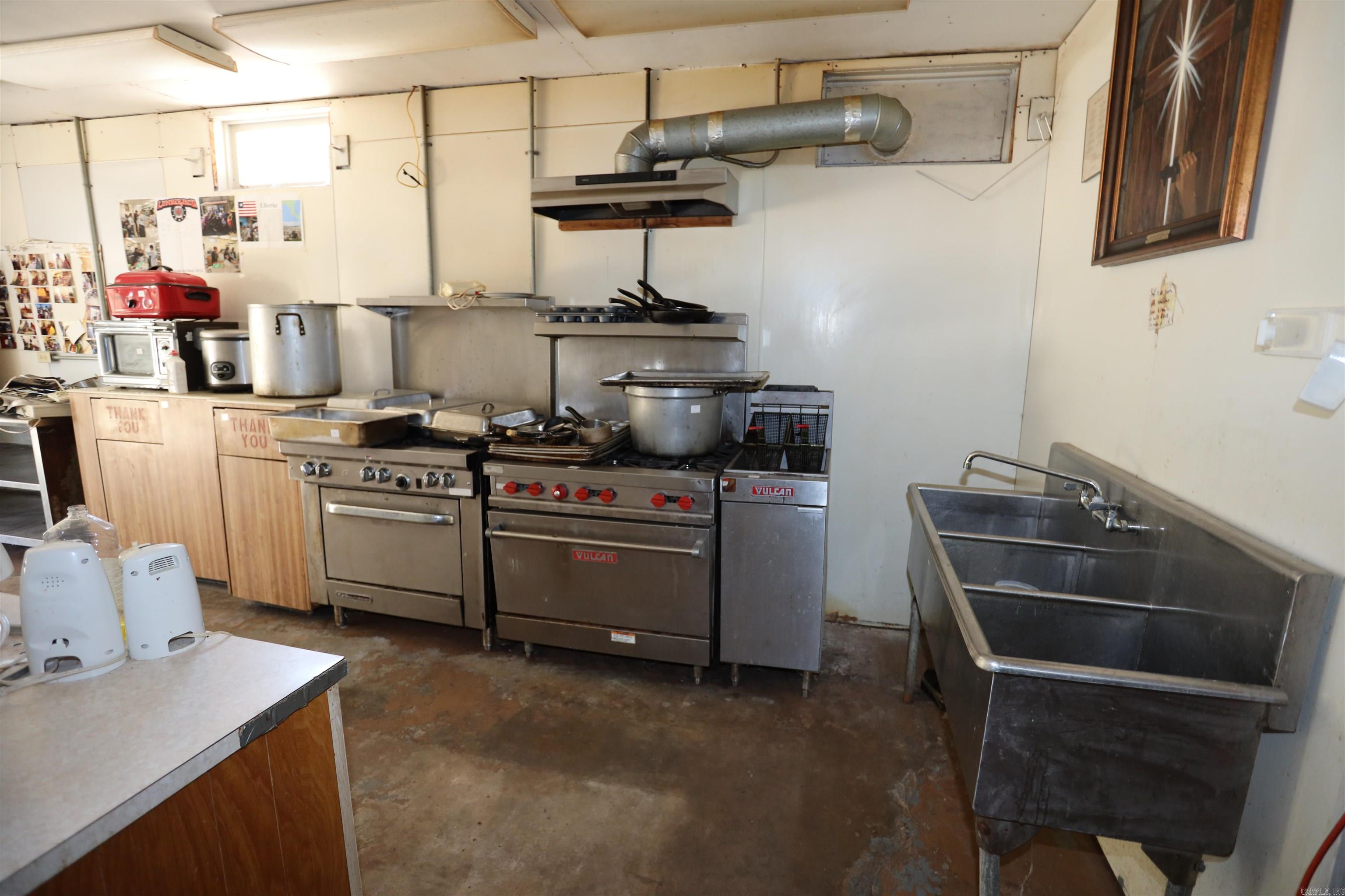 804 S Main Property Photo 12