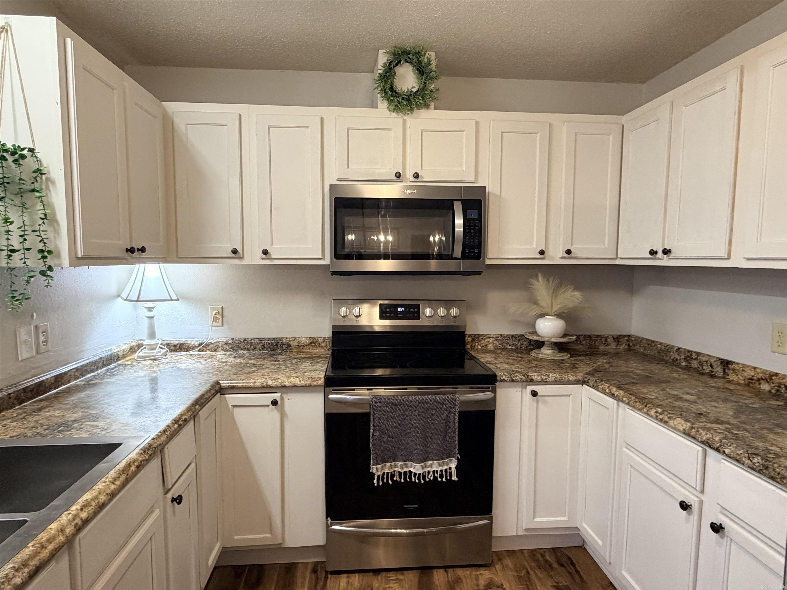 461 Ashley Road 461 Property Photo 11