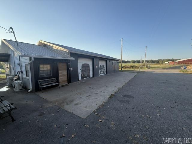 119 & 137 Garrett Road Property Photo 7