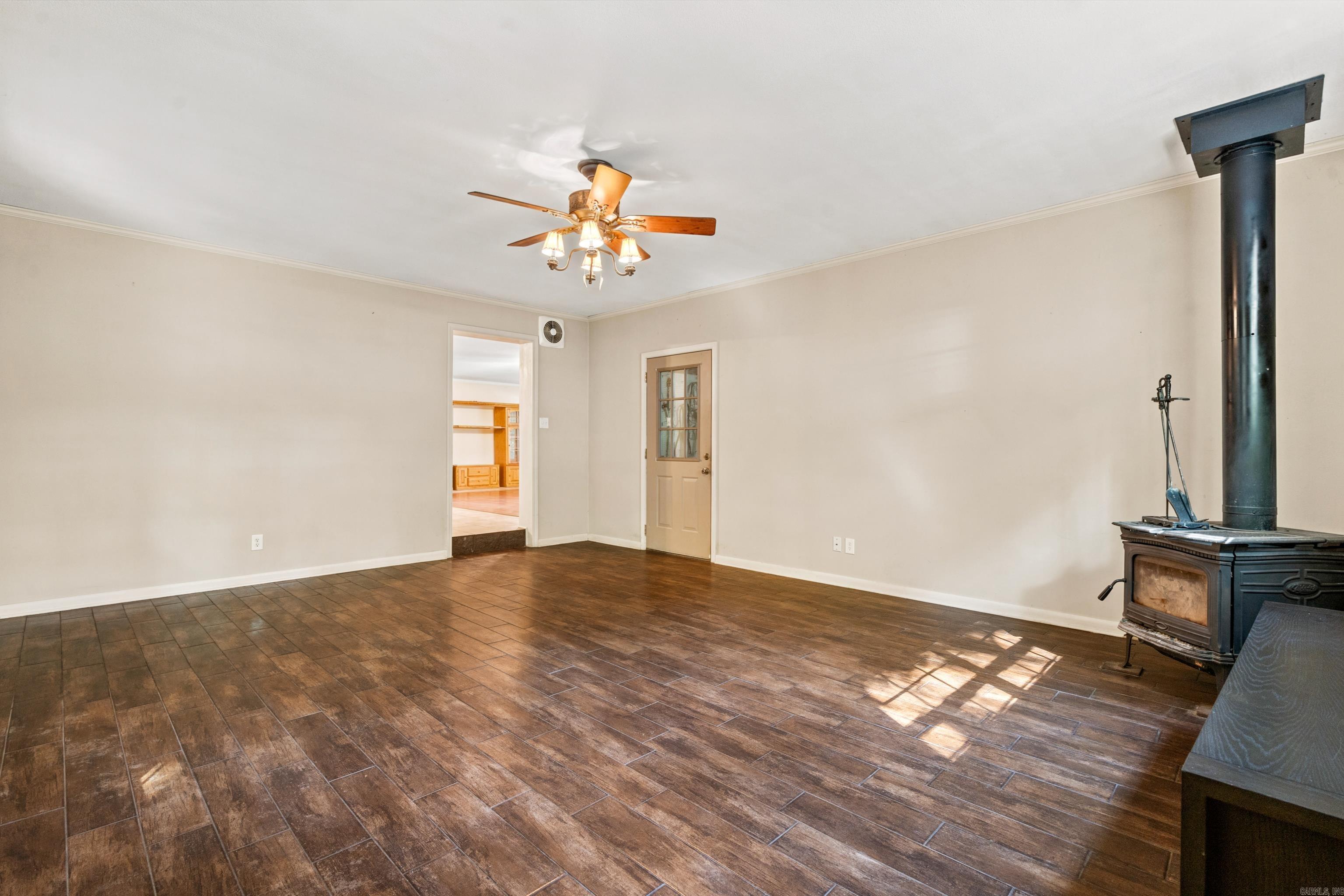 219 Oak Valley Drive Property Photo 16