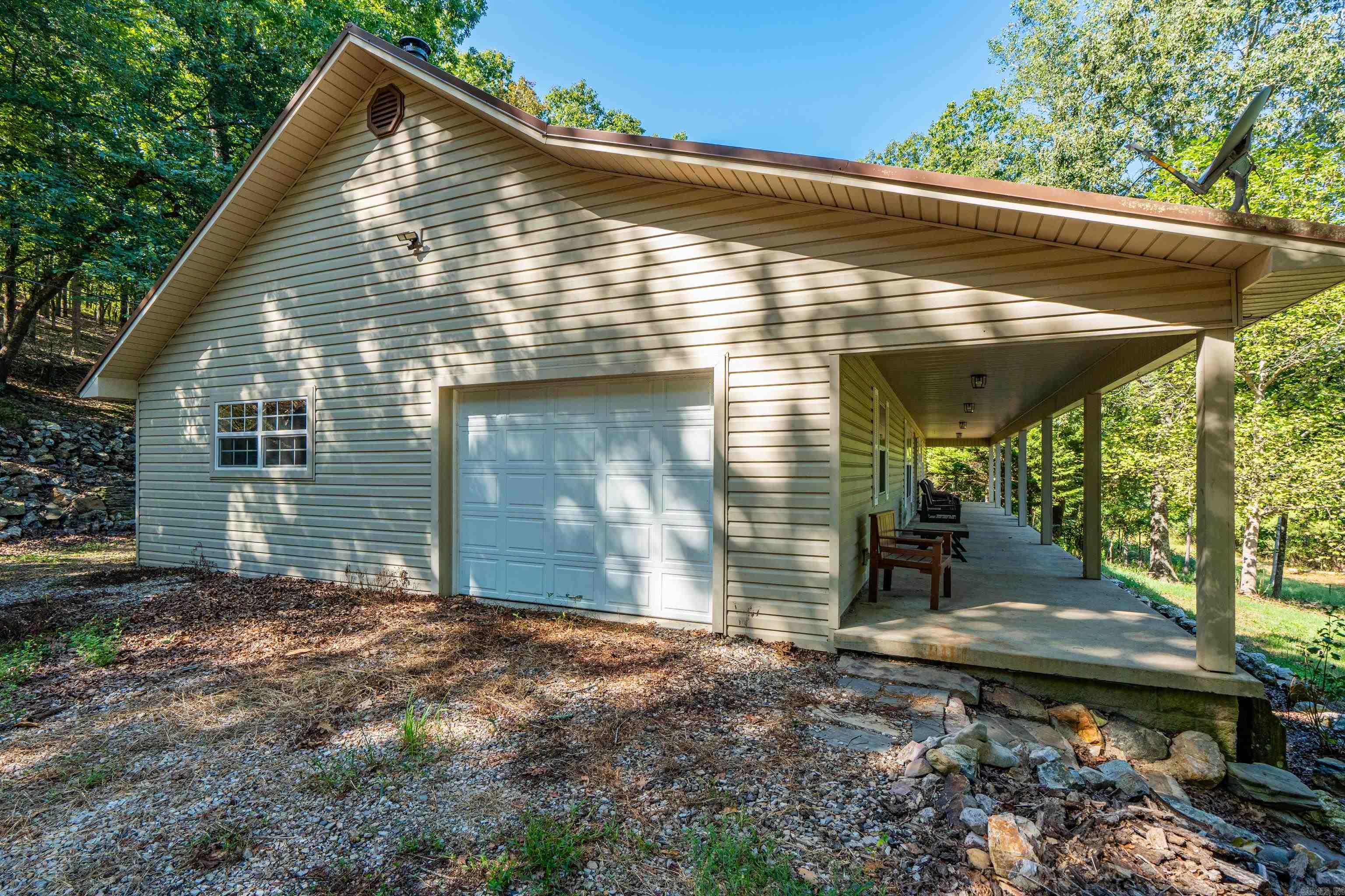 219 Oak Valley Drive Property Photo 31