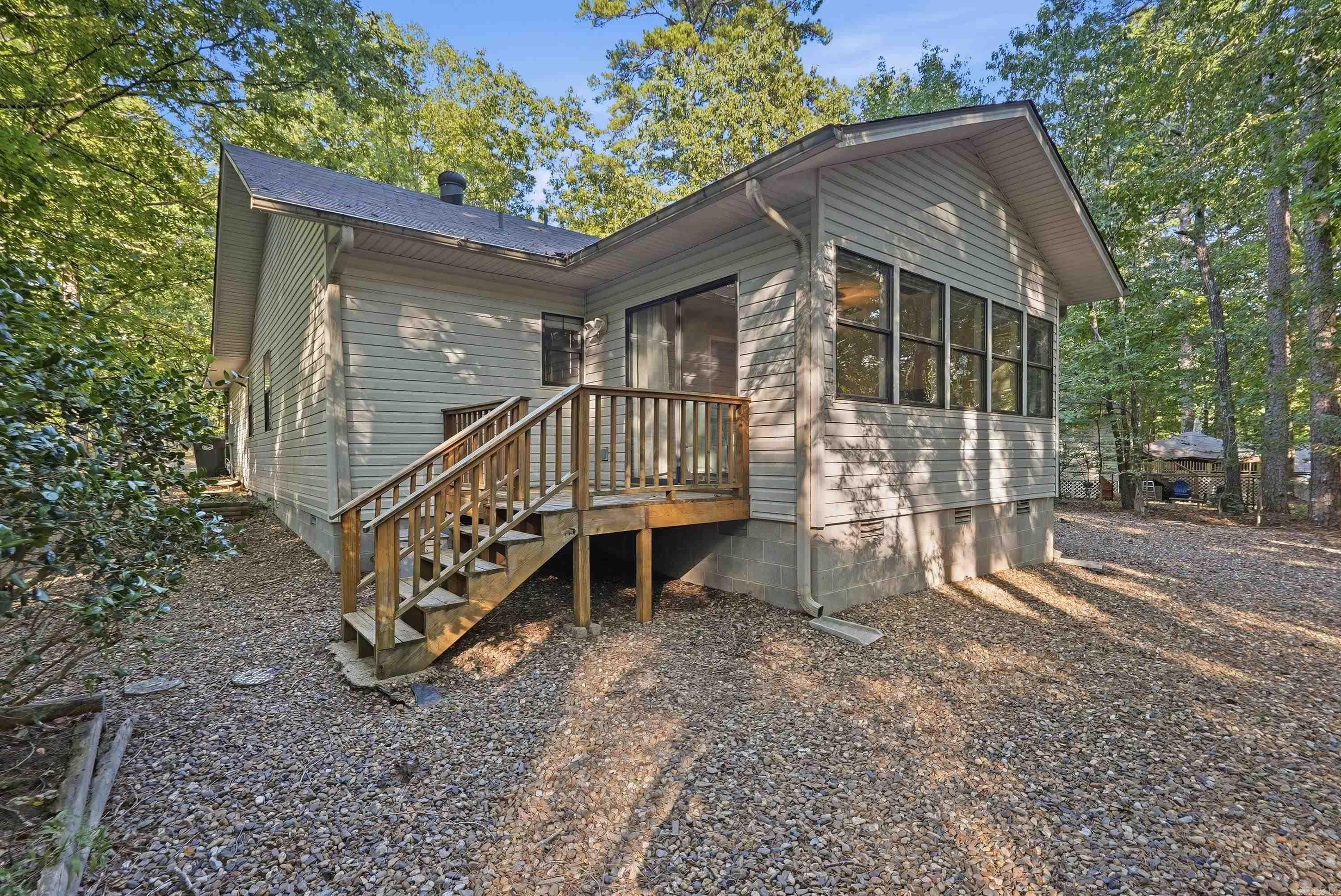 8 Reata Way Property Photo 5