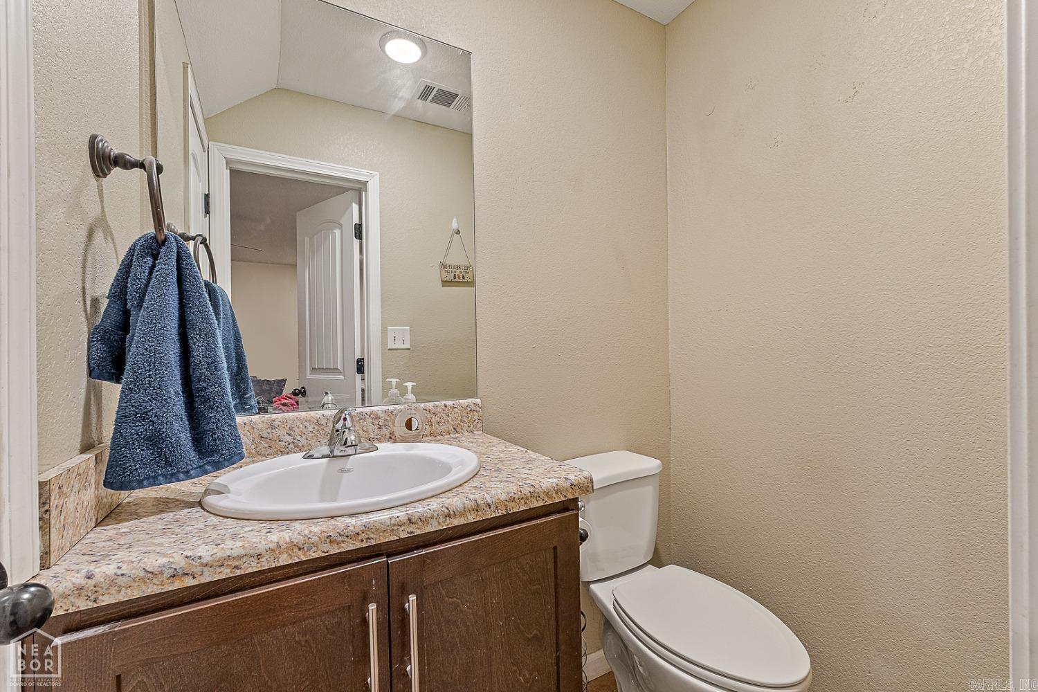 1104 Cartwright Property Photo 5