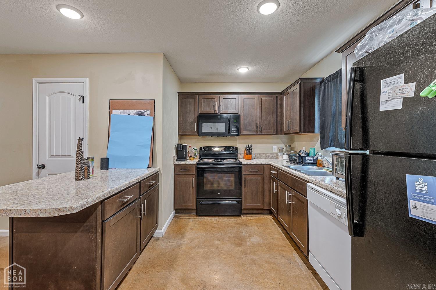 1104 Cartwright Property Photo 10