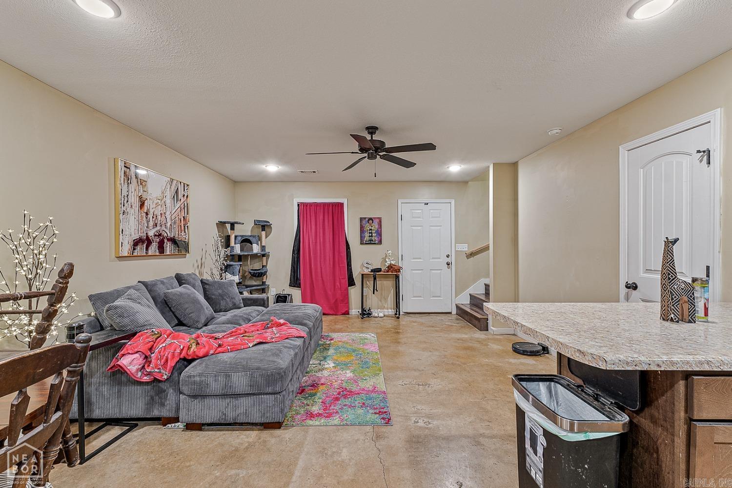 1104 Cartwright Property Photo 11