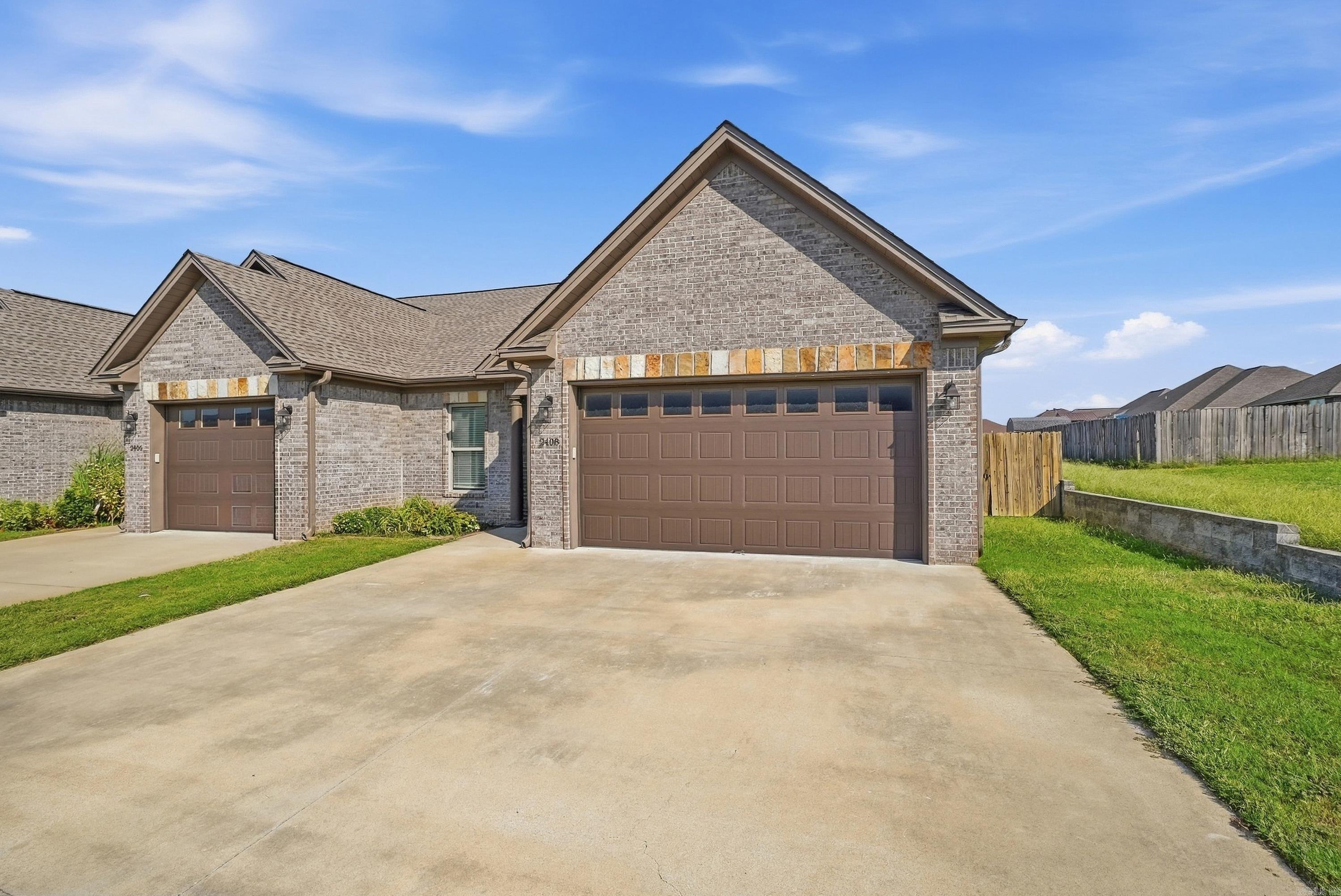 2408 Nathan Drive Property Photo 3