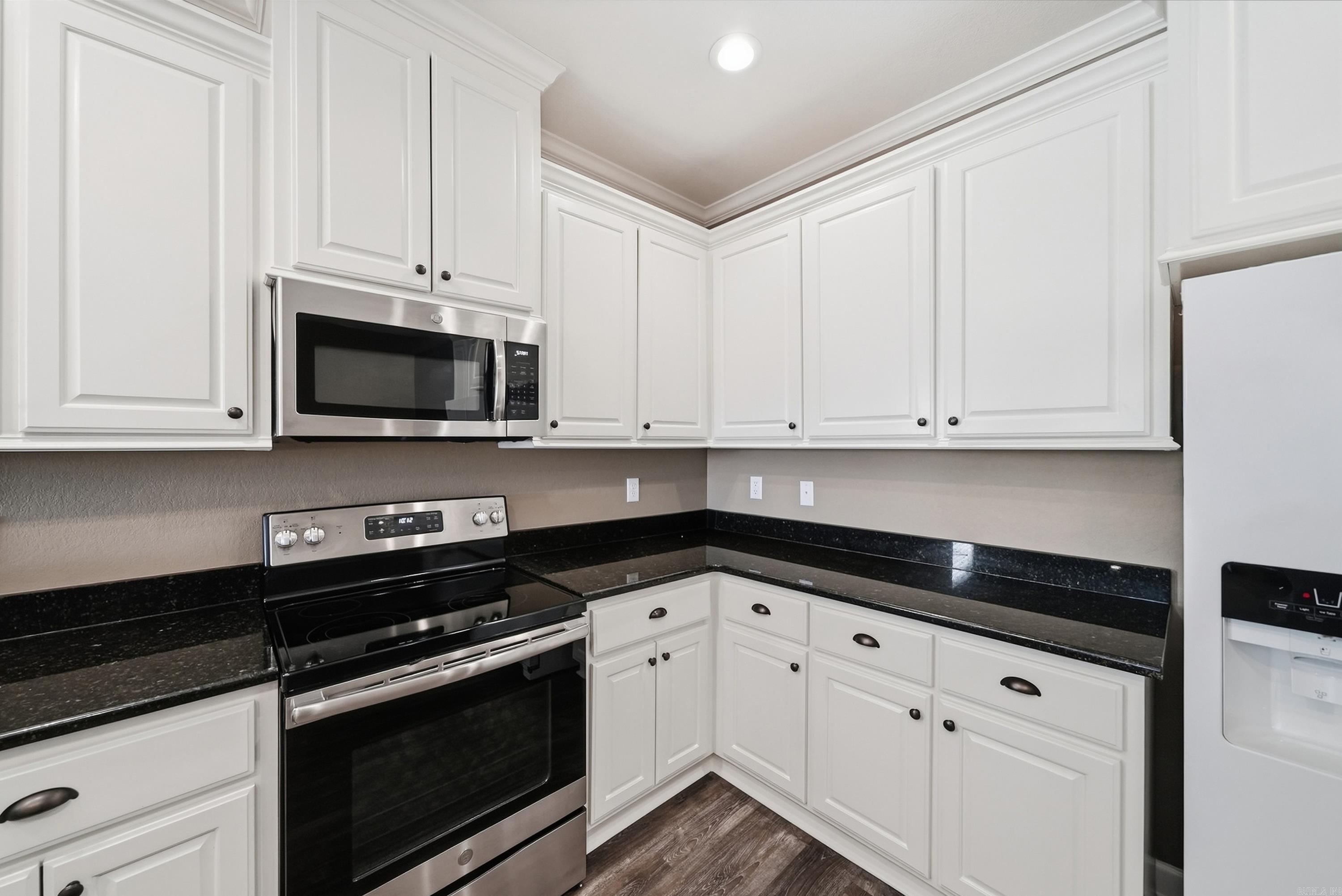 2408 Nathan Drive Property Photo 11