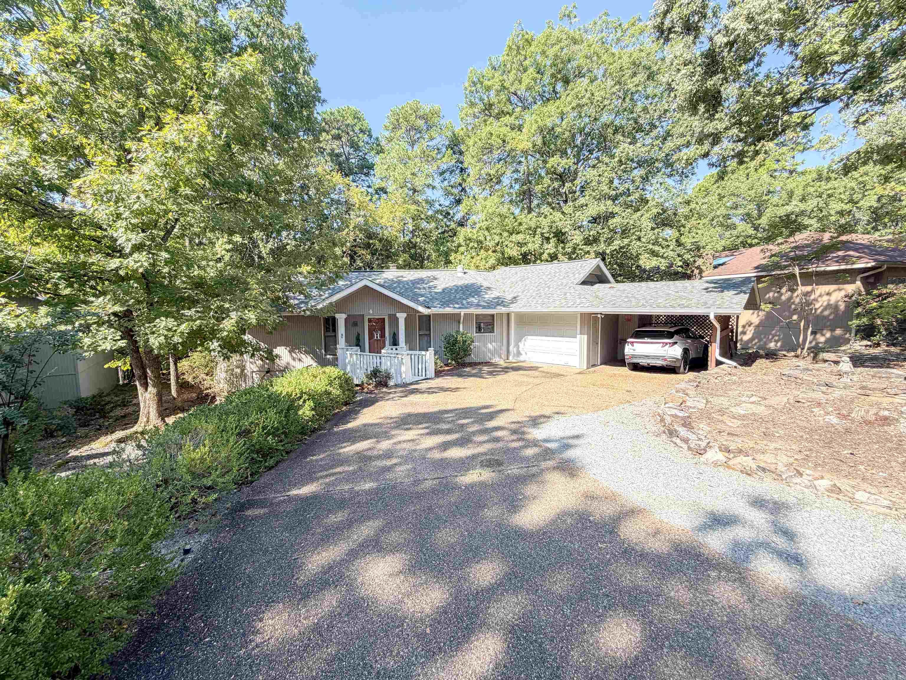 4 Alarcon Way Property Photo 4