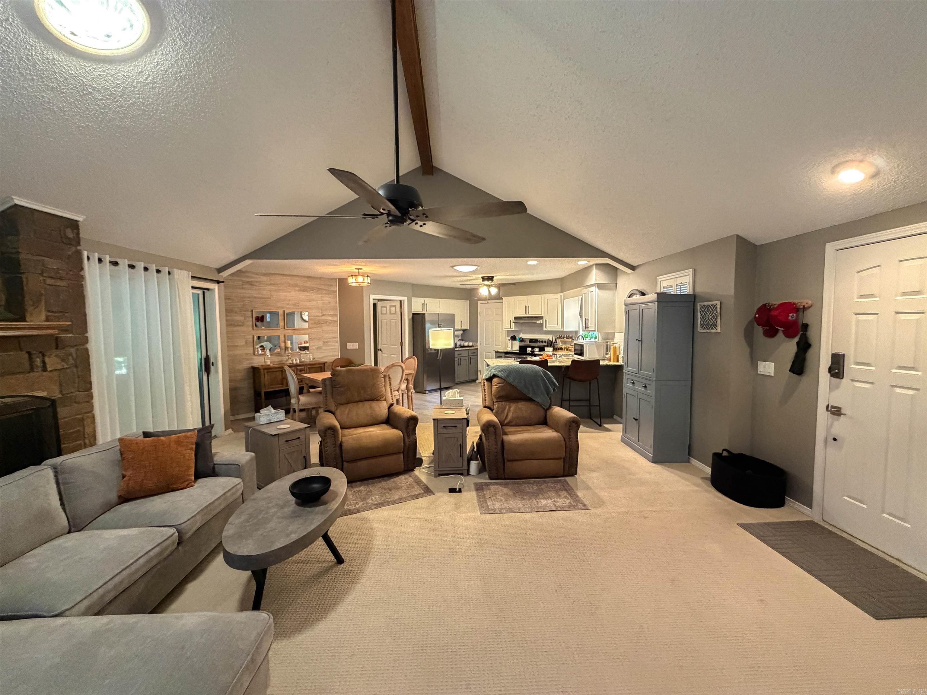 4 Alarcon Way Property Photo 13