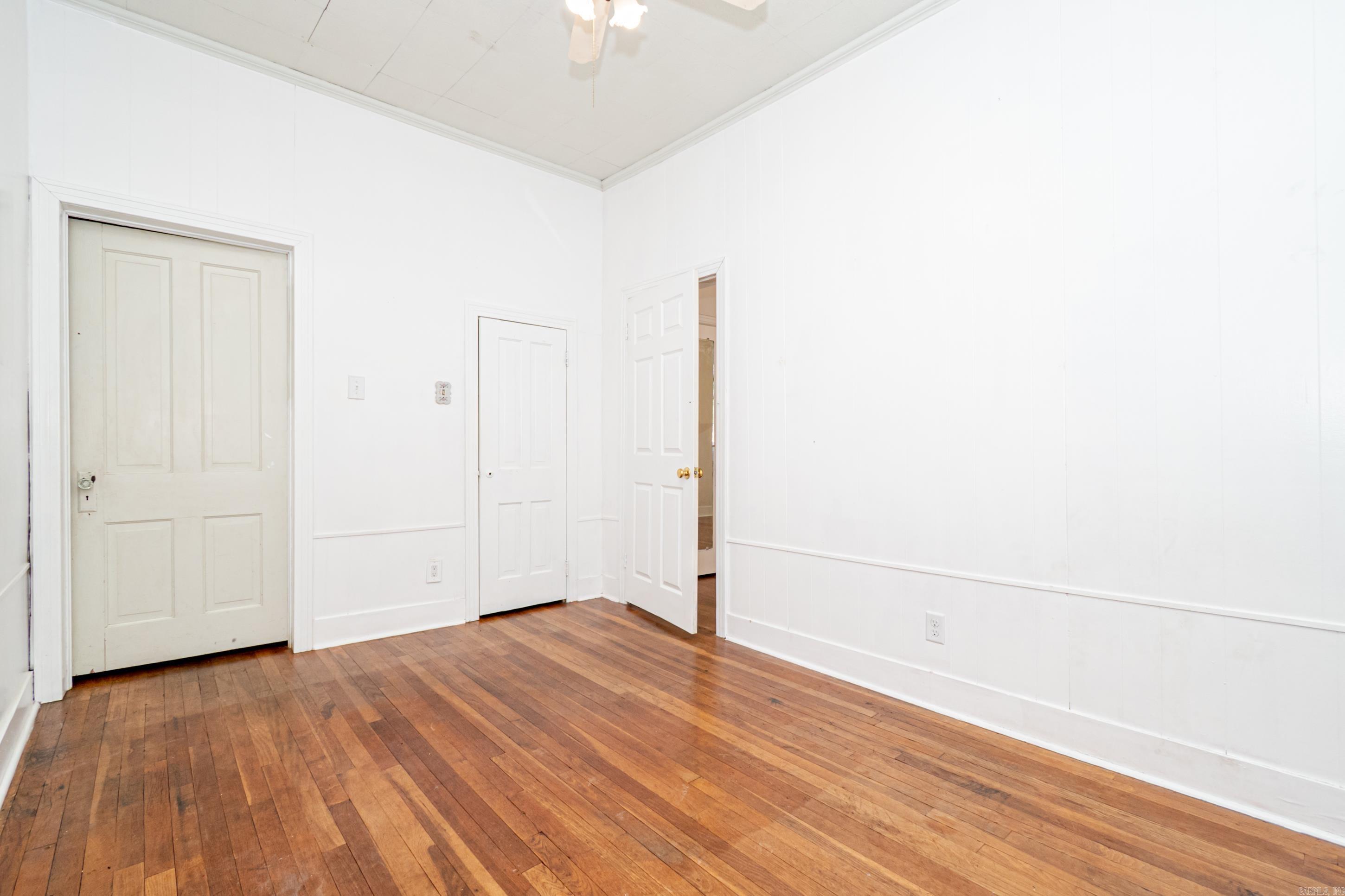 1214 W Block Street Property Photo 14