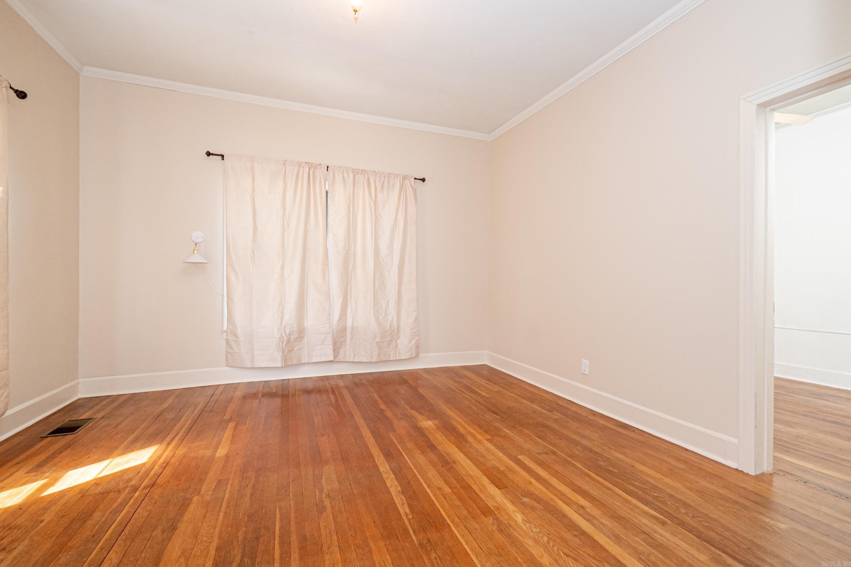 1214 W Block Street Property Photo 15
