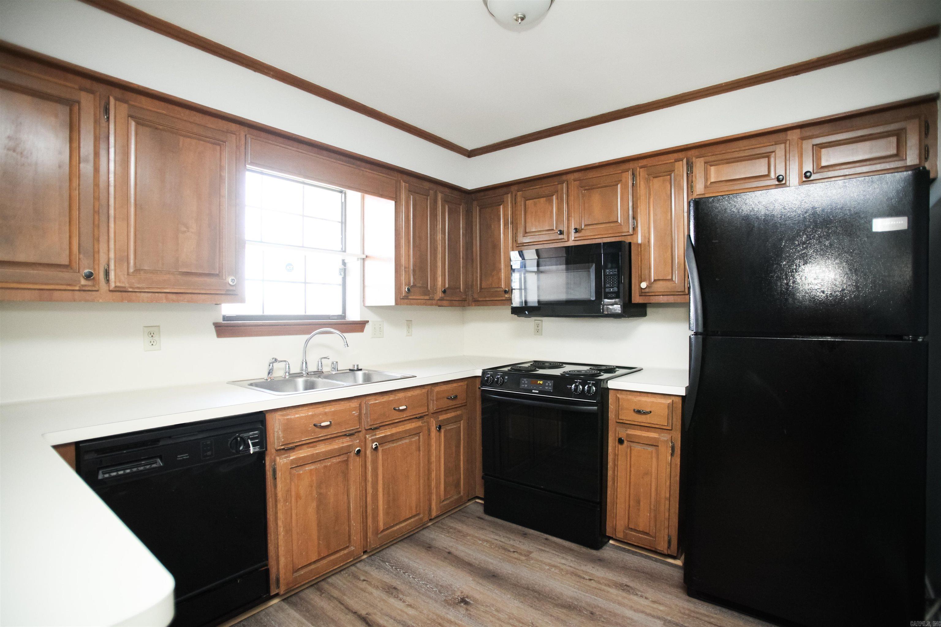 12610 Timber Hill Drive Property Photo 4