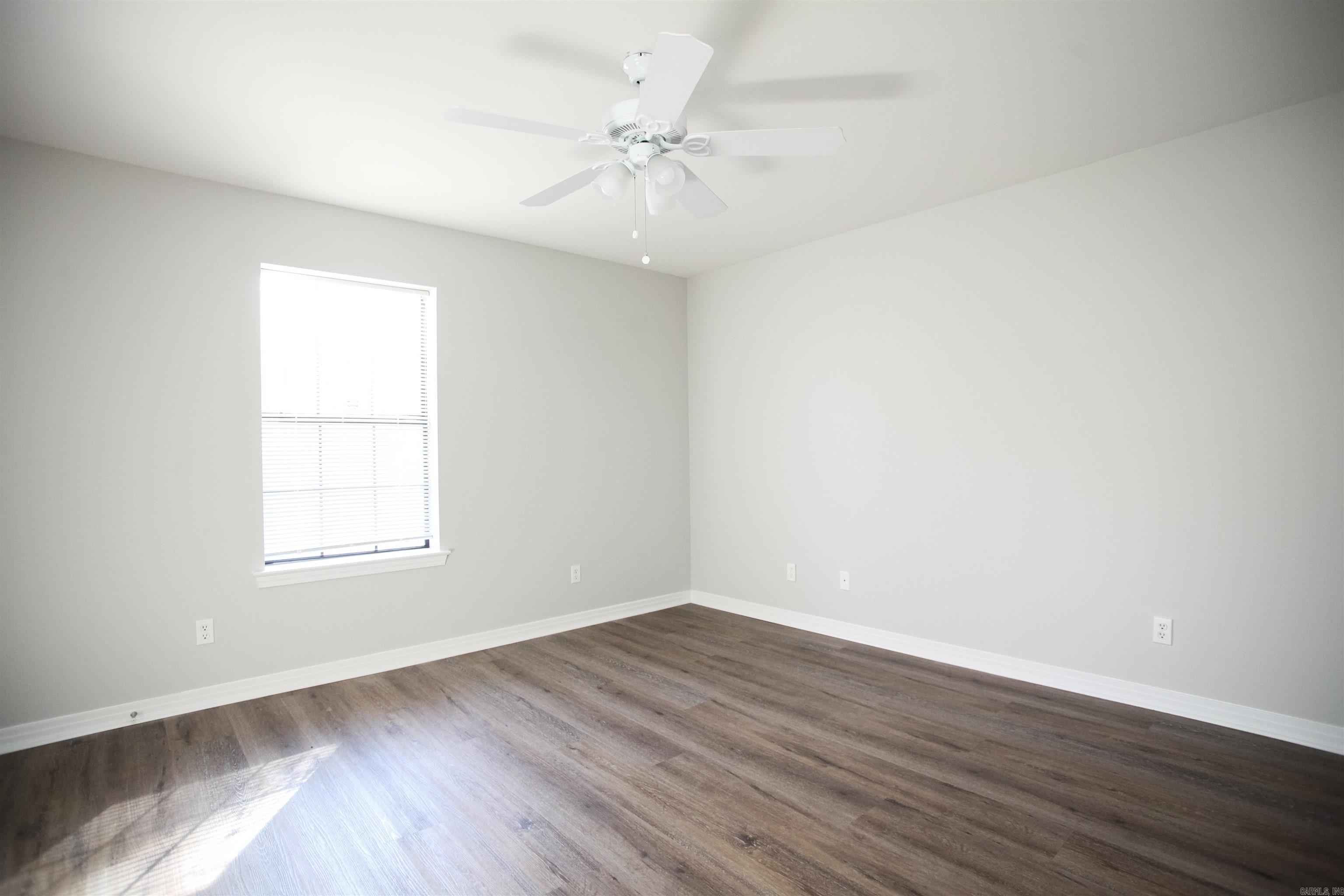 12610 Timber Hill Drive Property Photo 9