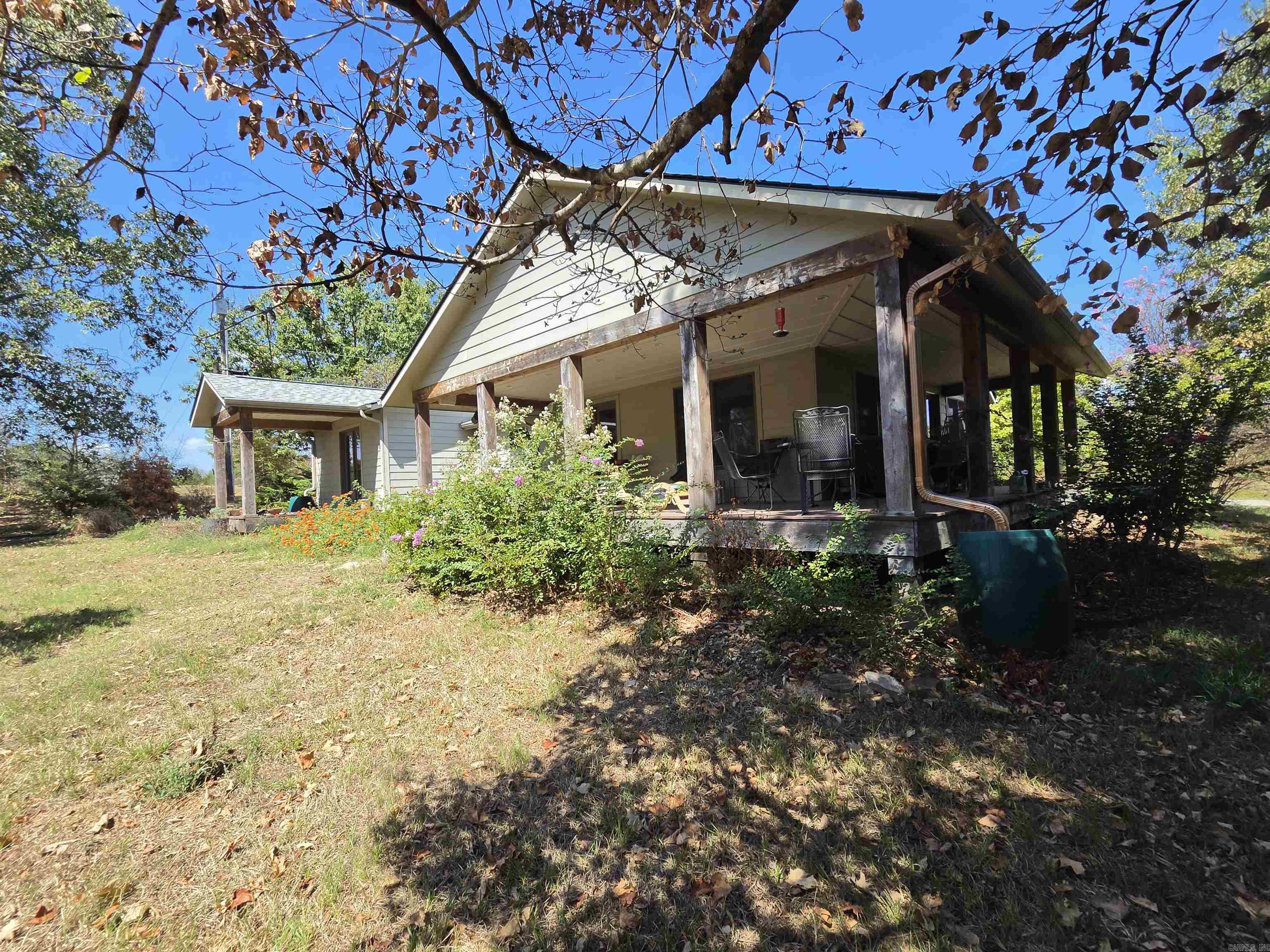 5401 Crestwood Lane Property Photo 1