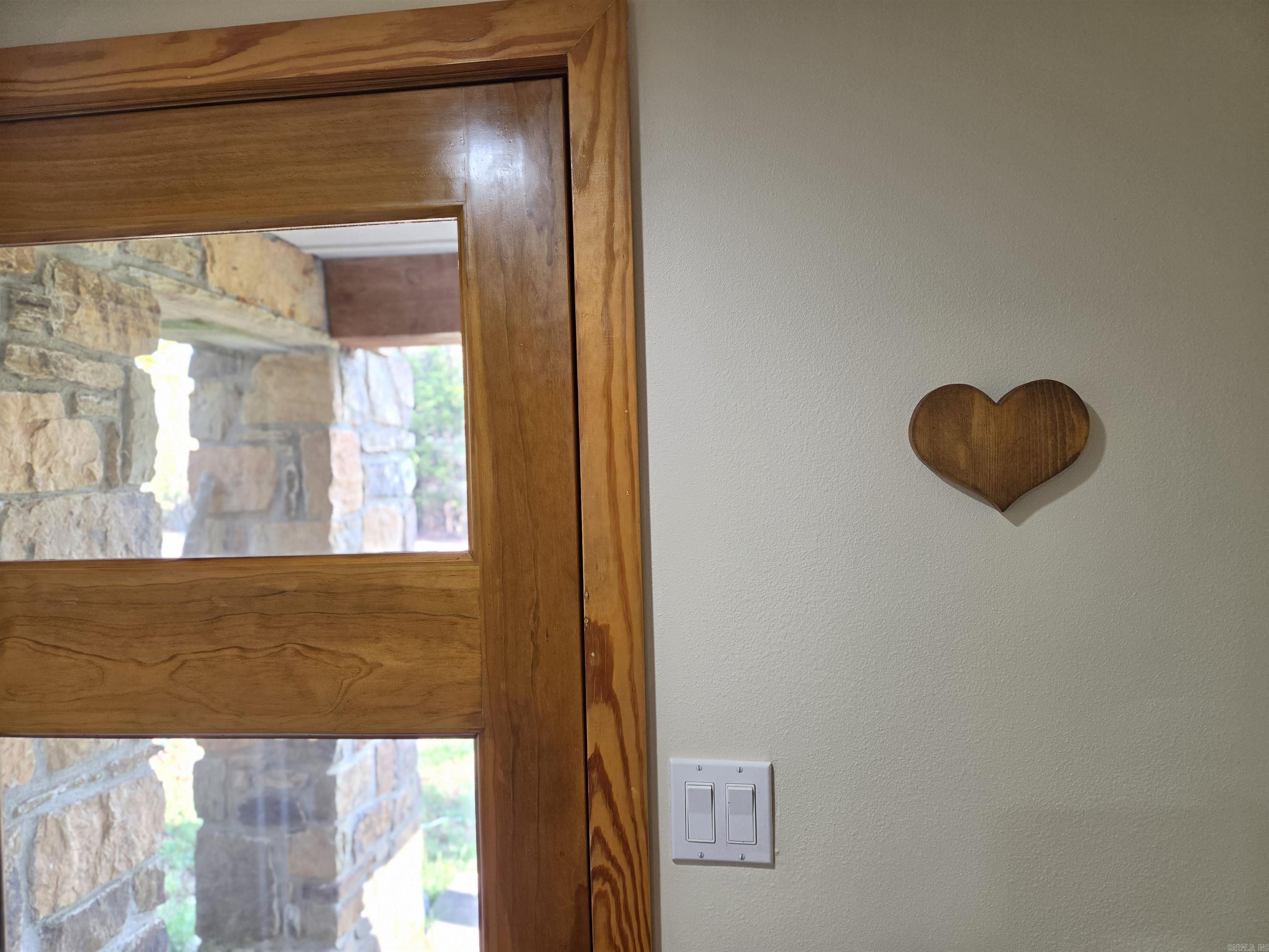 5401 Crestwood Lane Property Photo 9