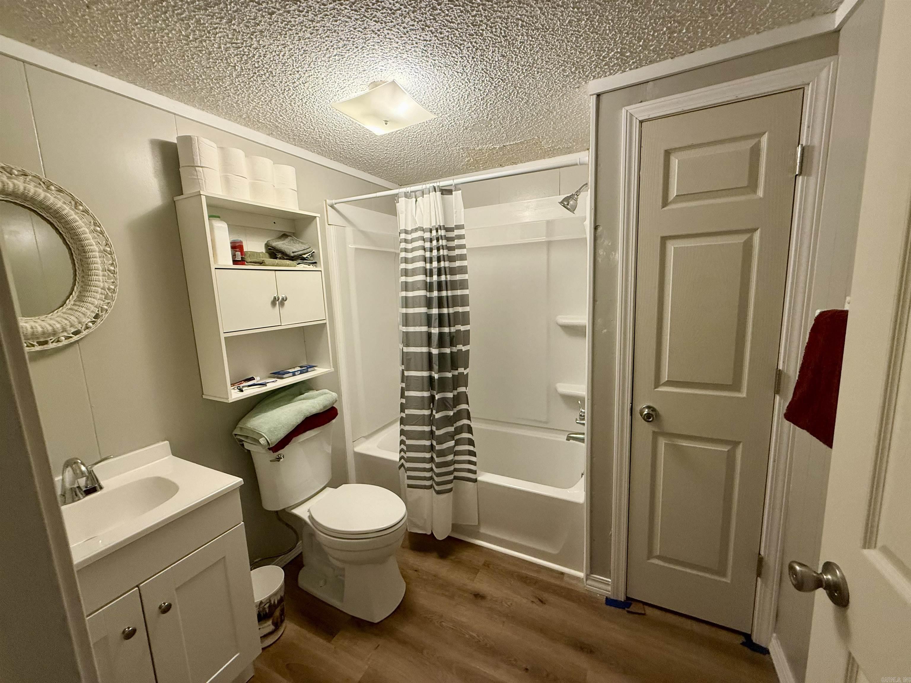 189 N Dorney Street Property Photo 8
