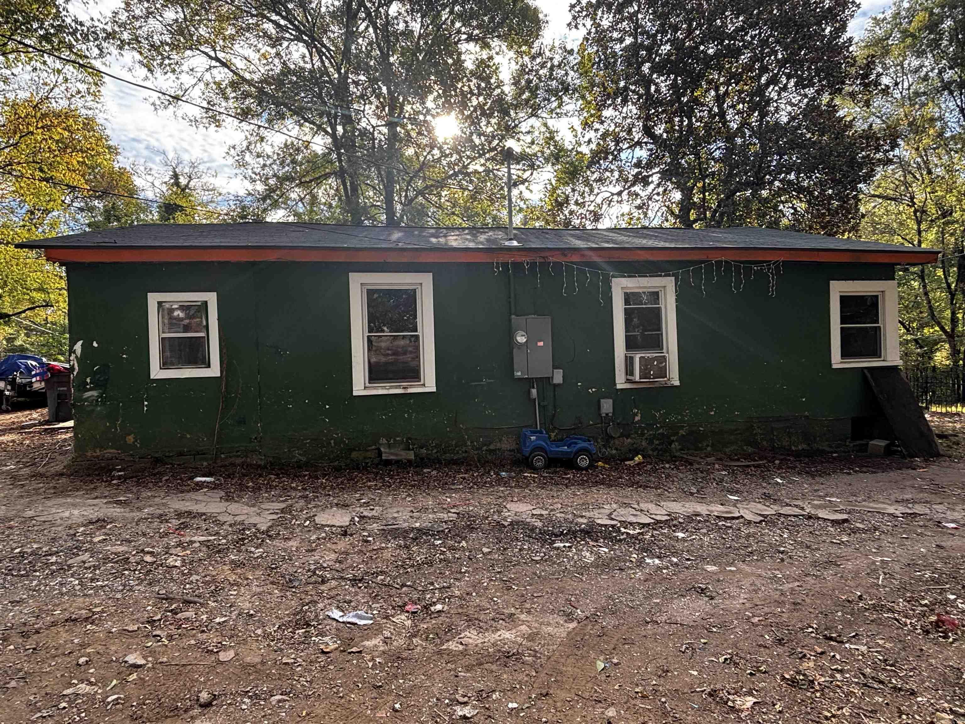 209 Detroit Street Property Photo 3