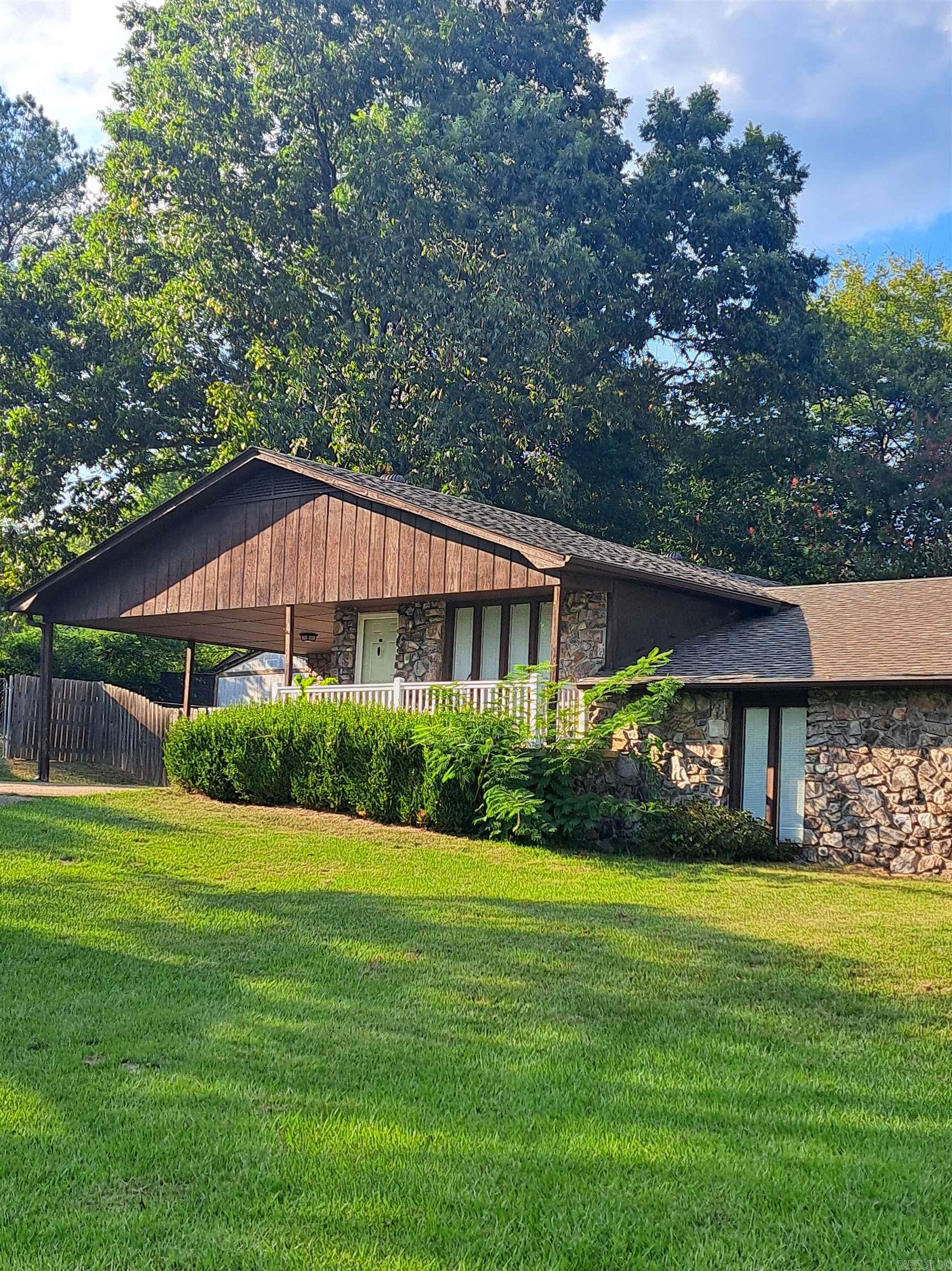 25 Arcadia Circle Property Photo 1