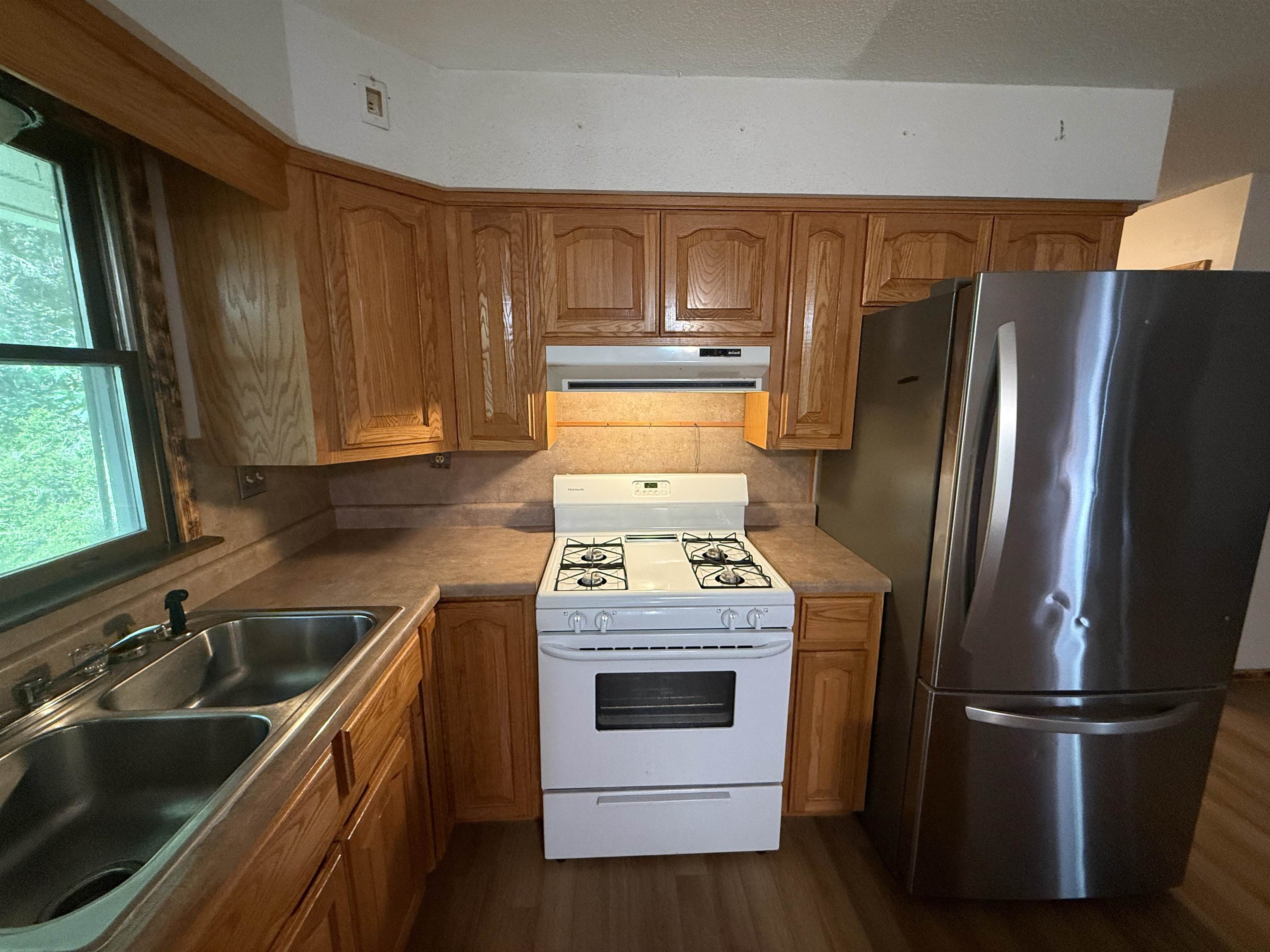 97 Lakeside Drive Property Photo 11