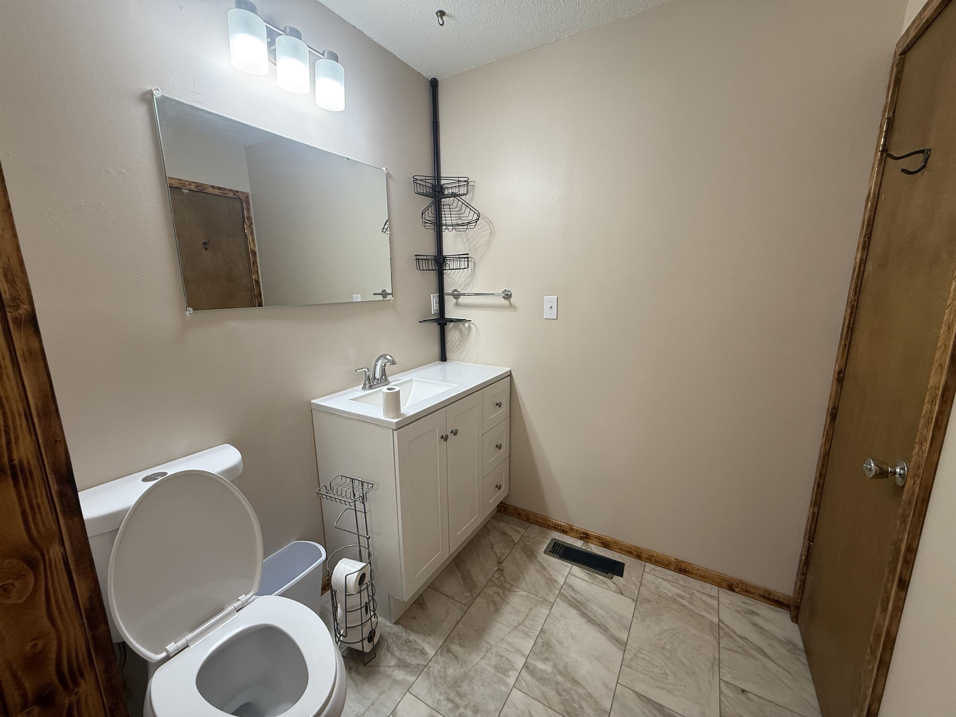 97 Lakeside Drive Property Photo 21