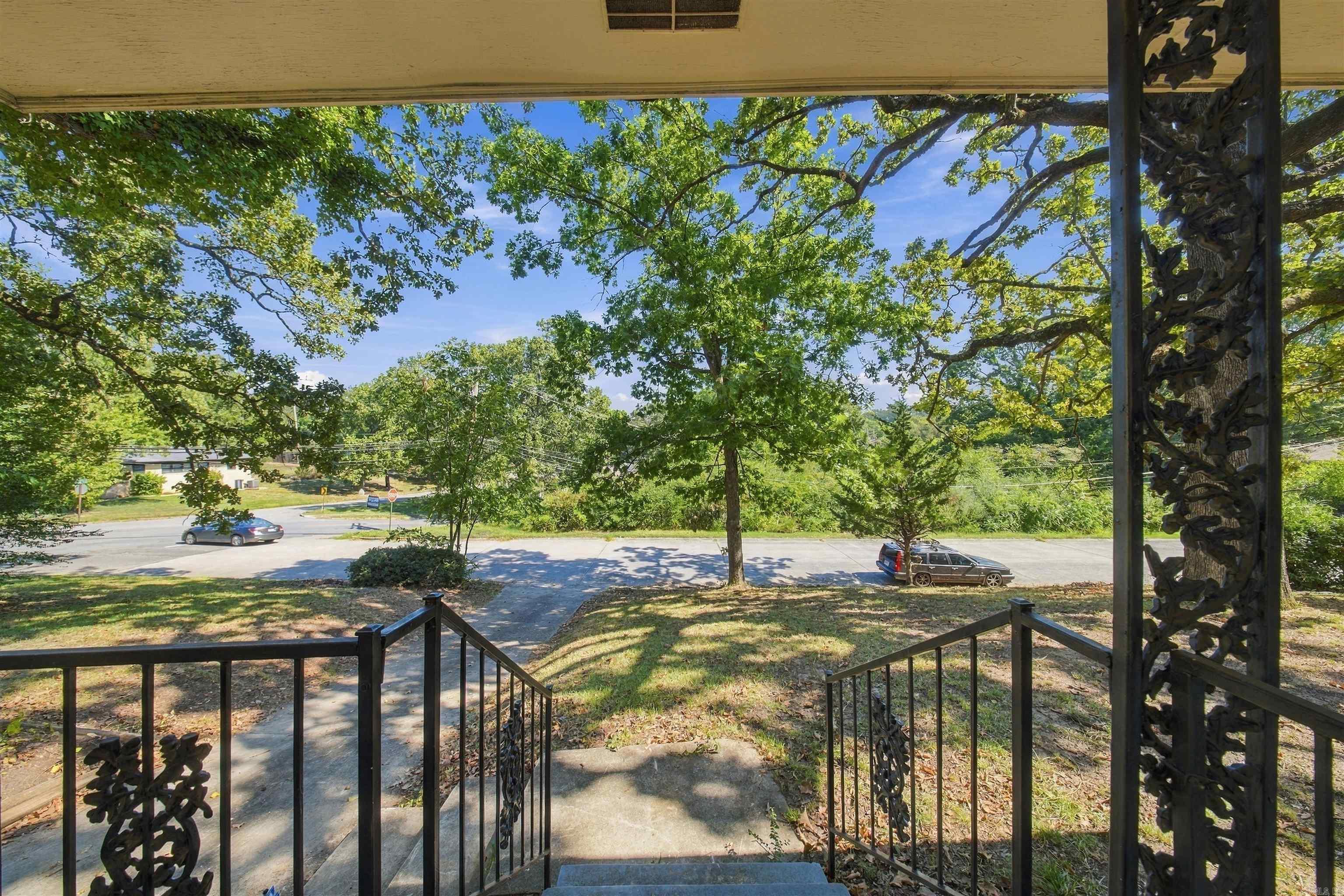 1106 Garland Avenue Property Photo 2