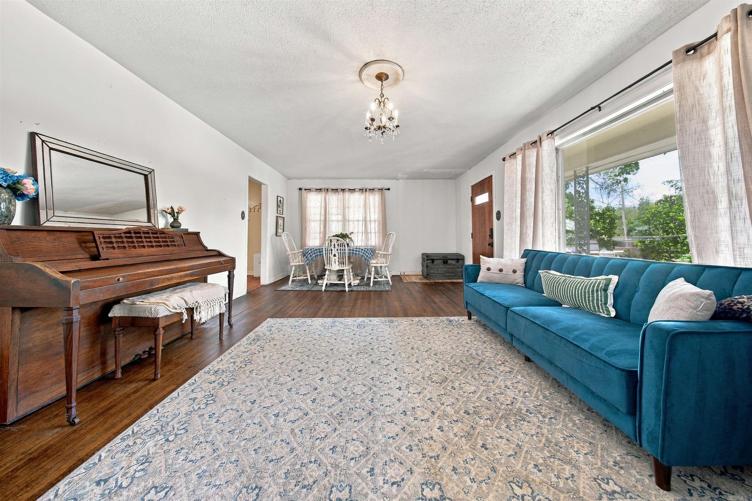 1106 Garland Avenue Property Photo 4